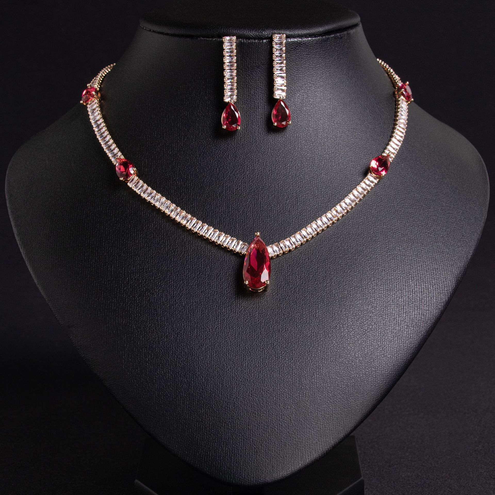 Zircon jewelry set