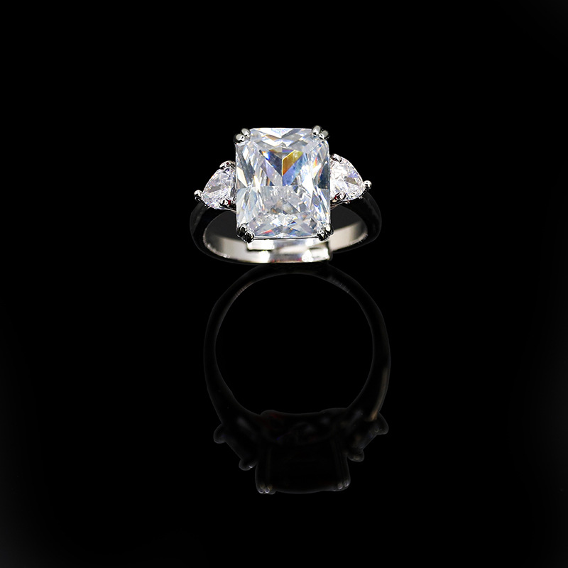 New high quality elegant zircon ring