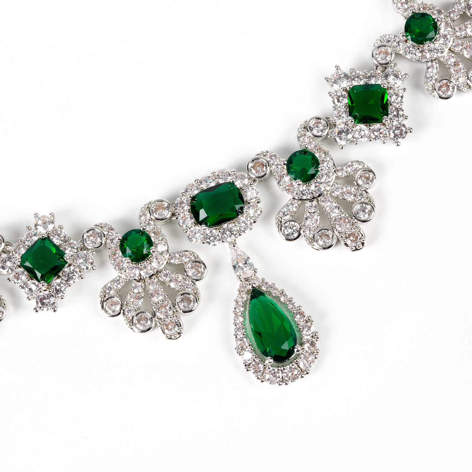 New Louvre Collection Large Teardrop Zirconia Jewelry Set