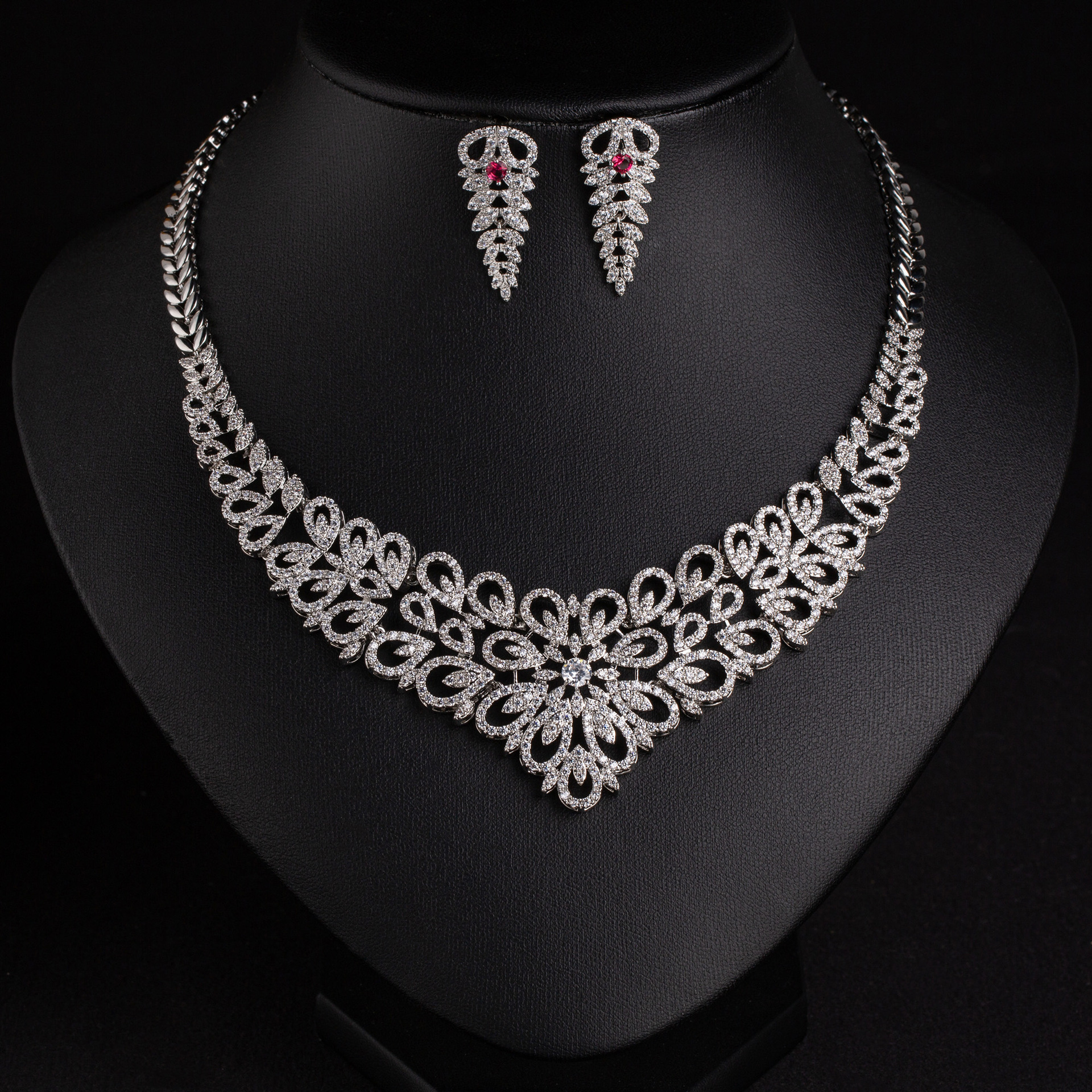 Zircon jewelry set