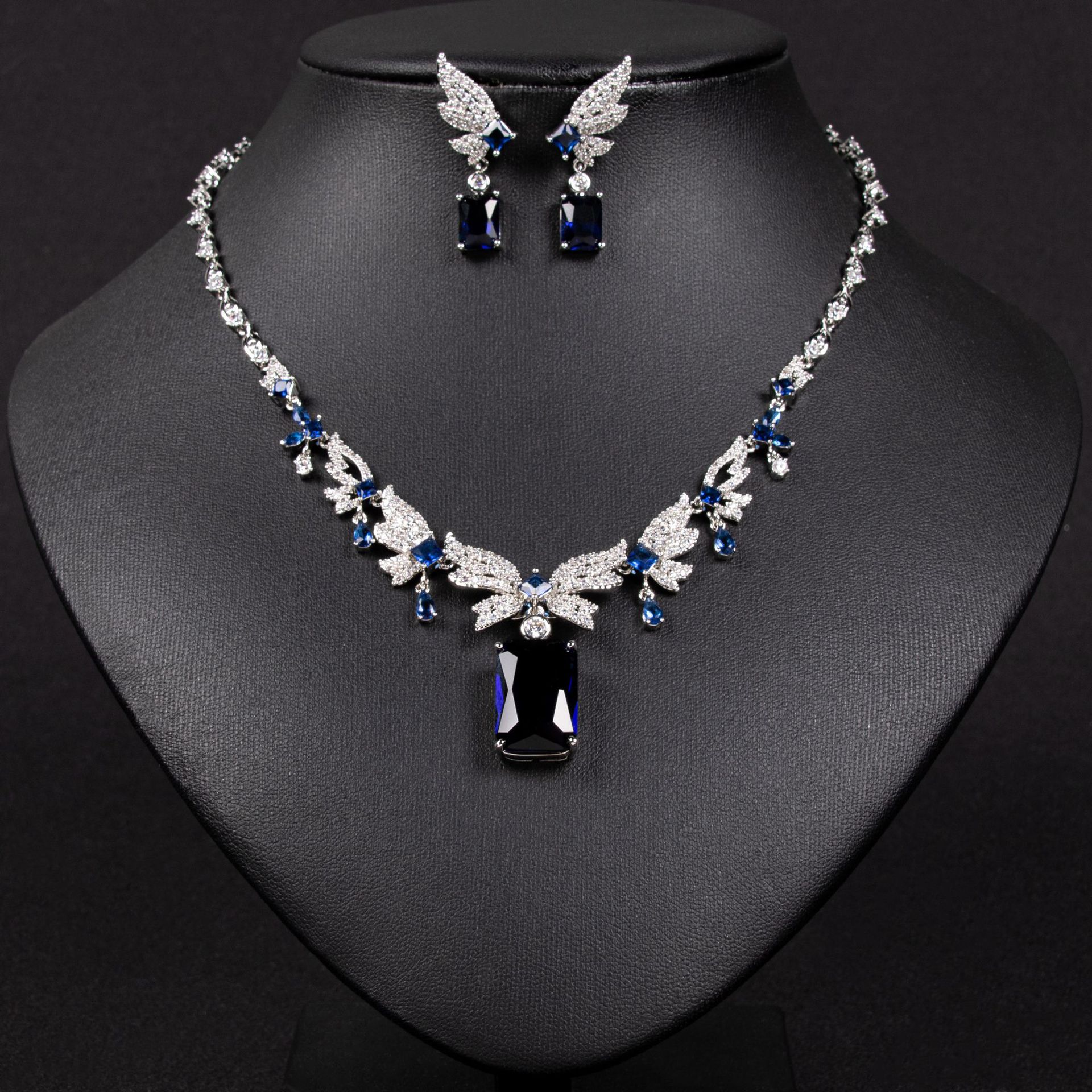 New Winged Zircon Jewelry Set
