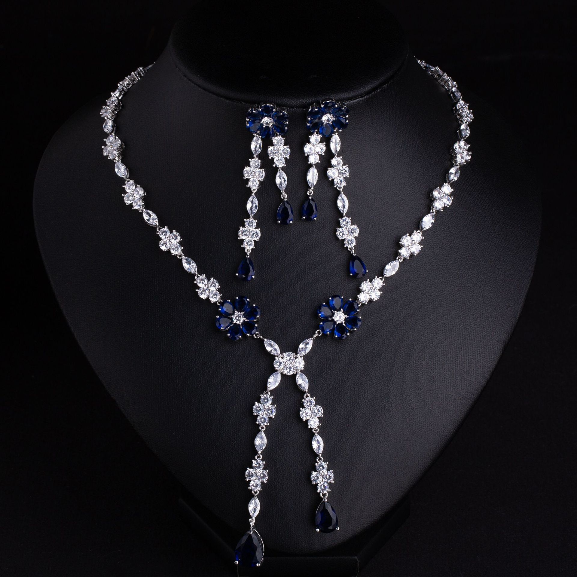 Zircon jewelry set