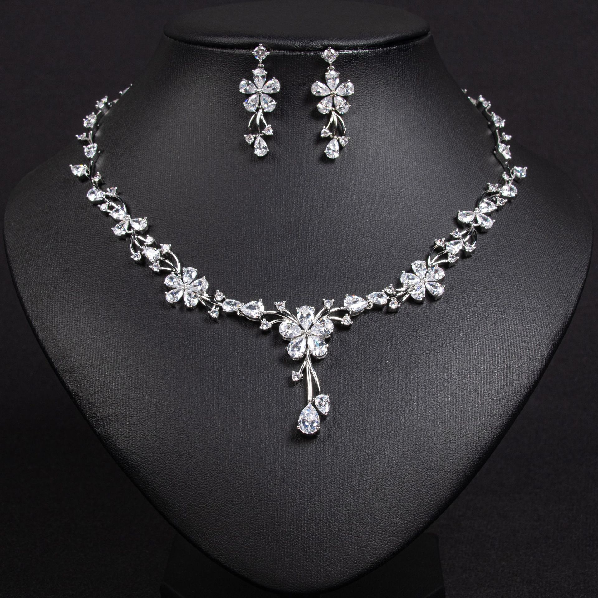 New Flower Branch Zircon Jewelry Set