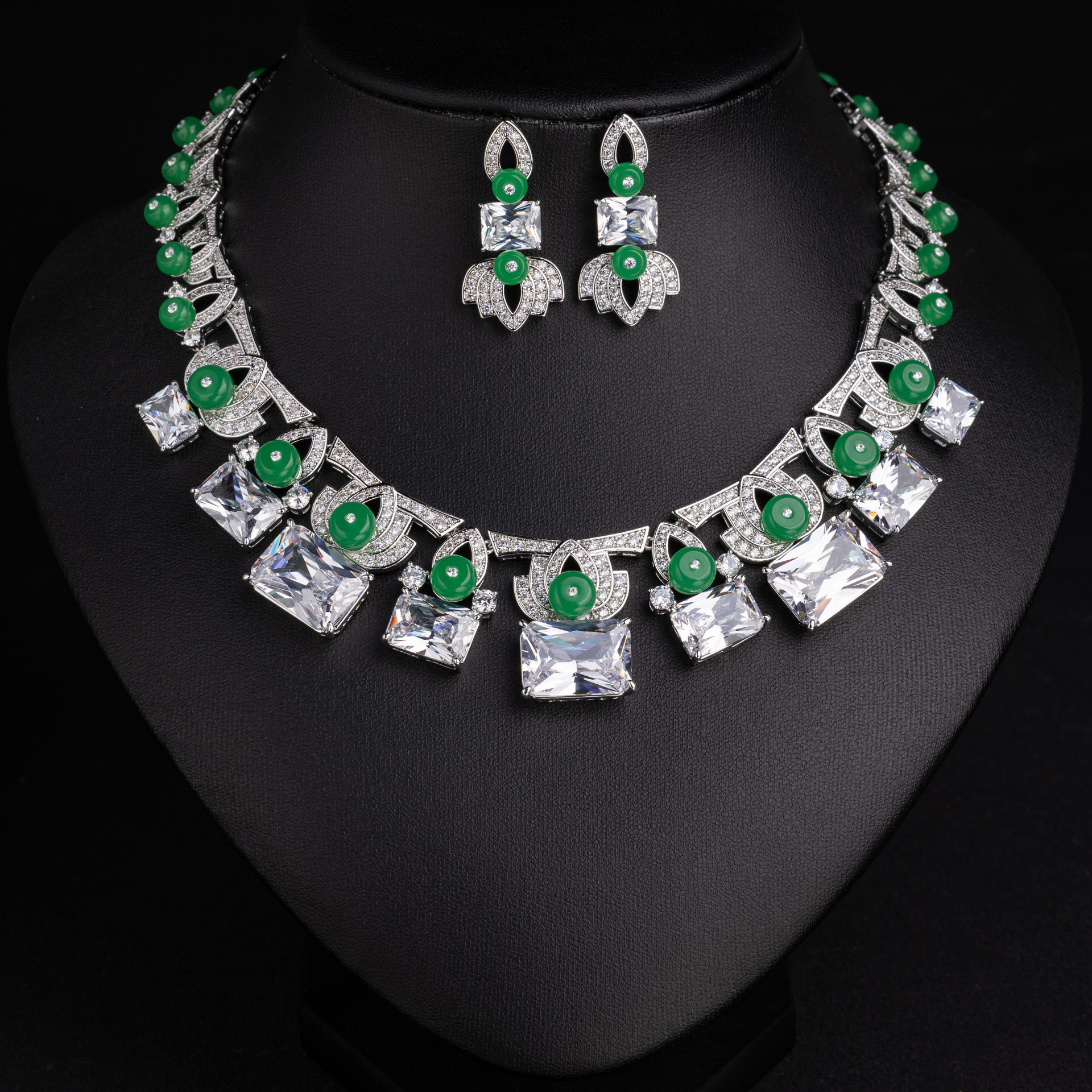 Zircon jewelry set