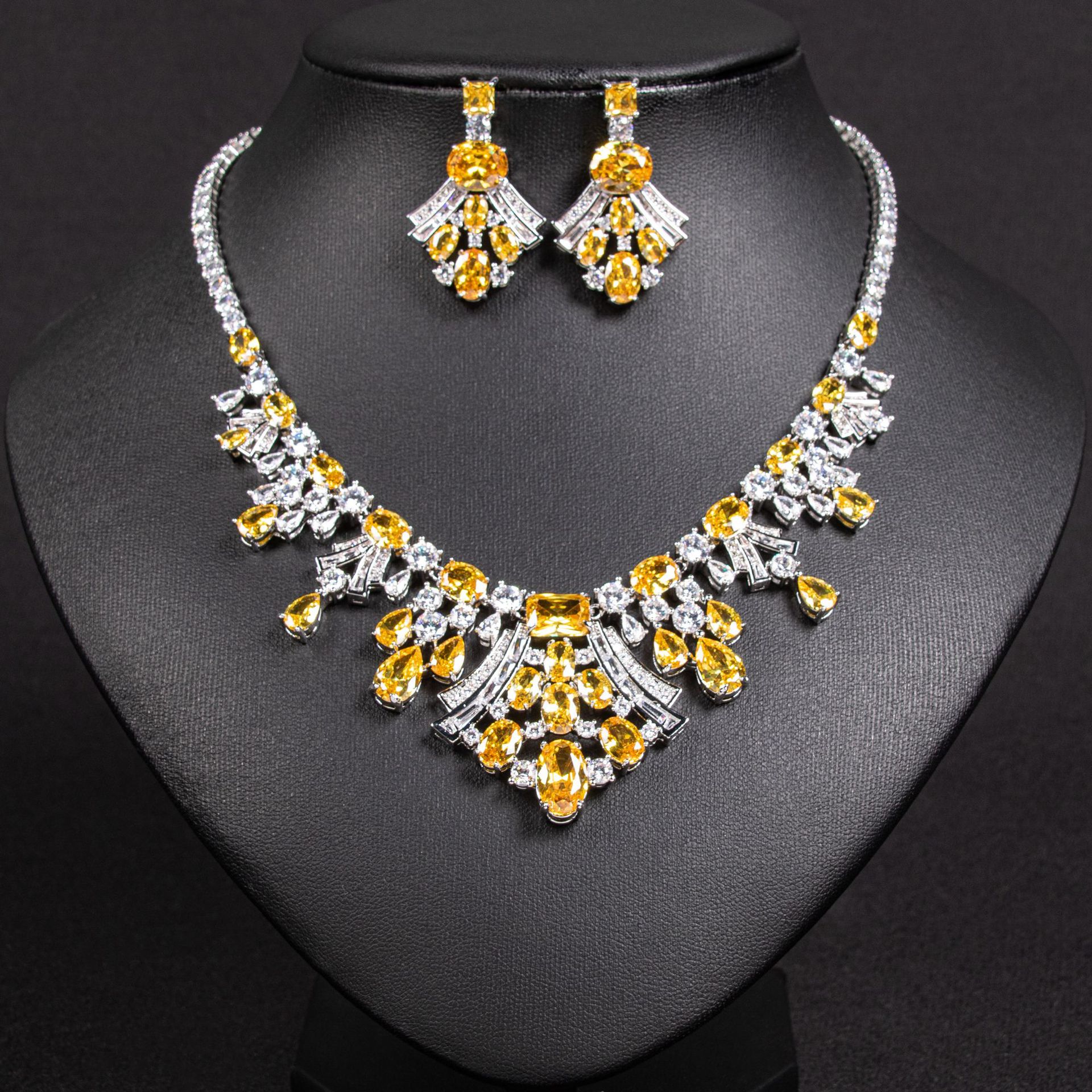 Zircon jewelry set