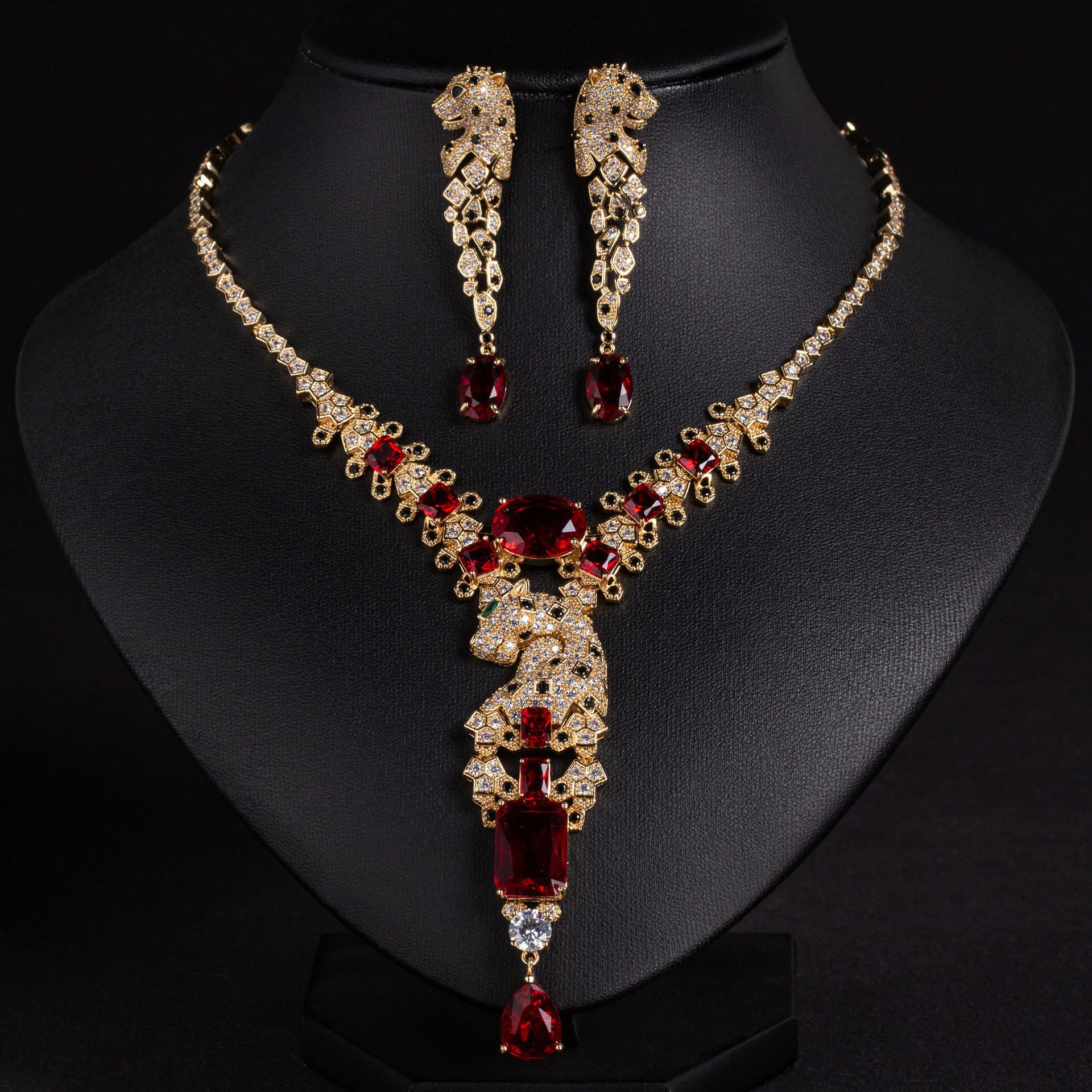 Luxury Ruby and Crystal Jewelry Set