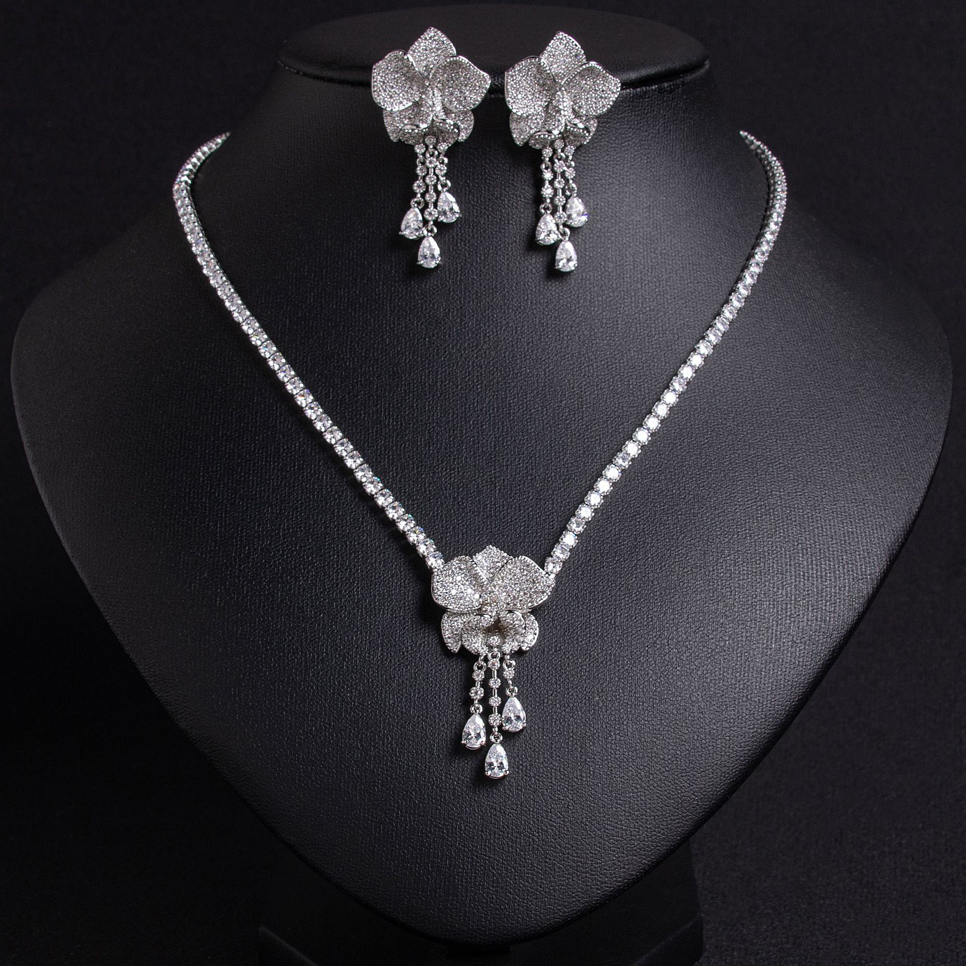 Zircon jewelry set