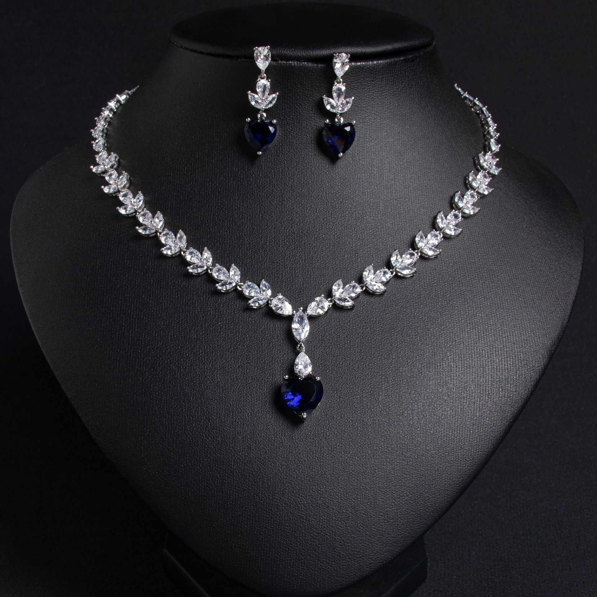 Zircon jewelry set
