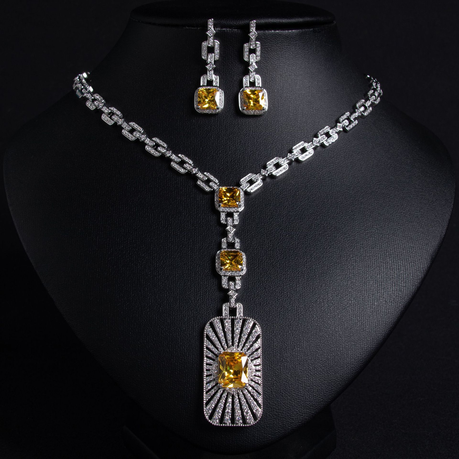 Zircon jewelry set