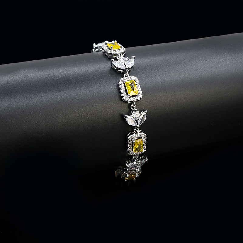 New elegant zircon bracelet