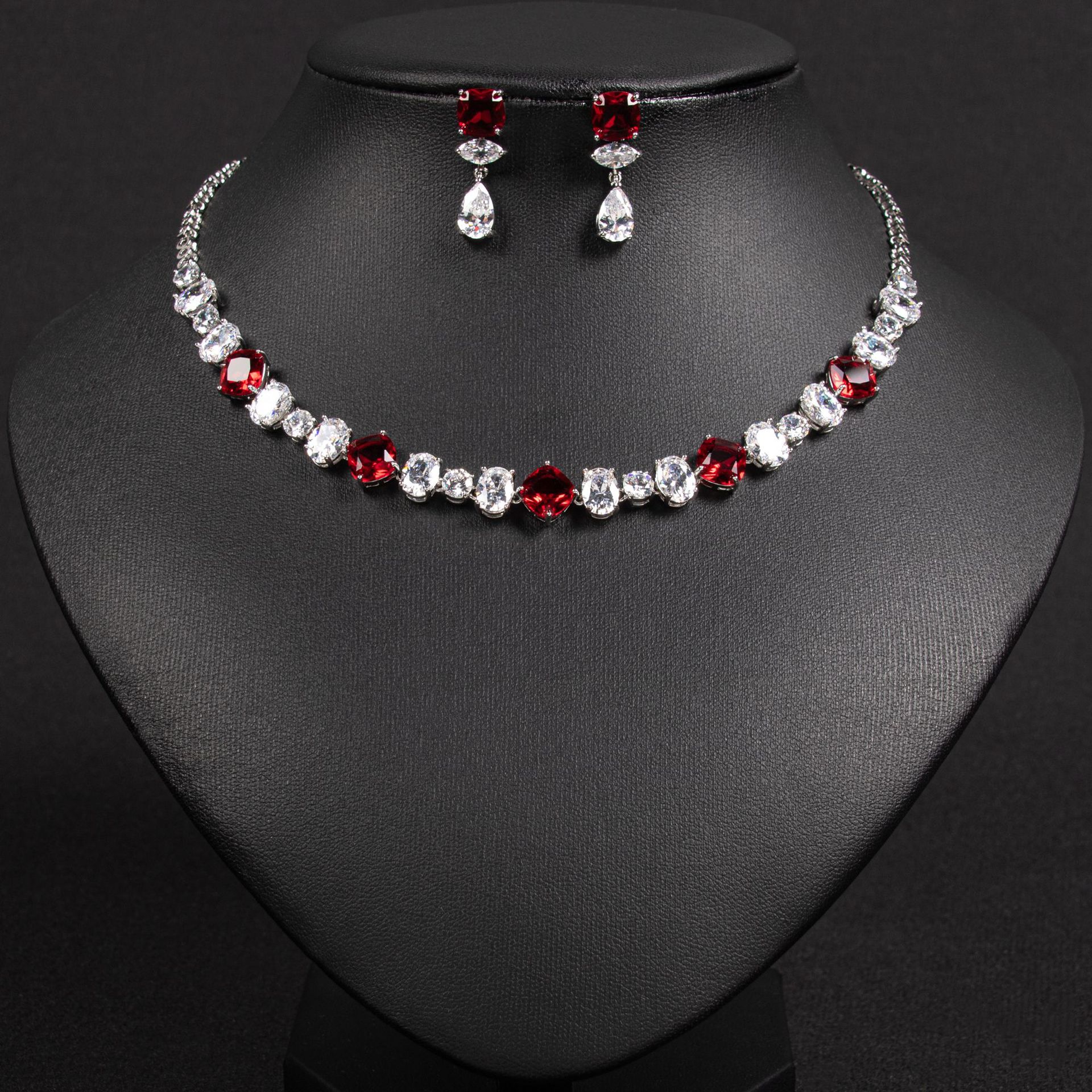 New zircon jewelry sets suitable for wholesale