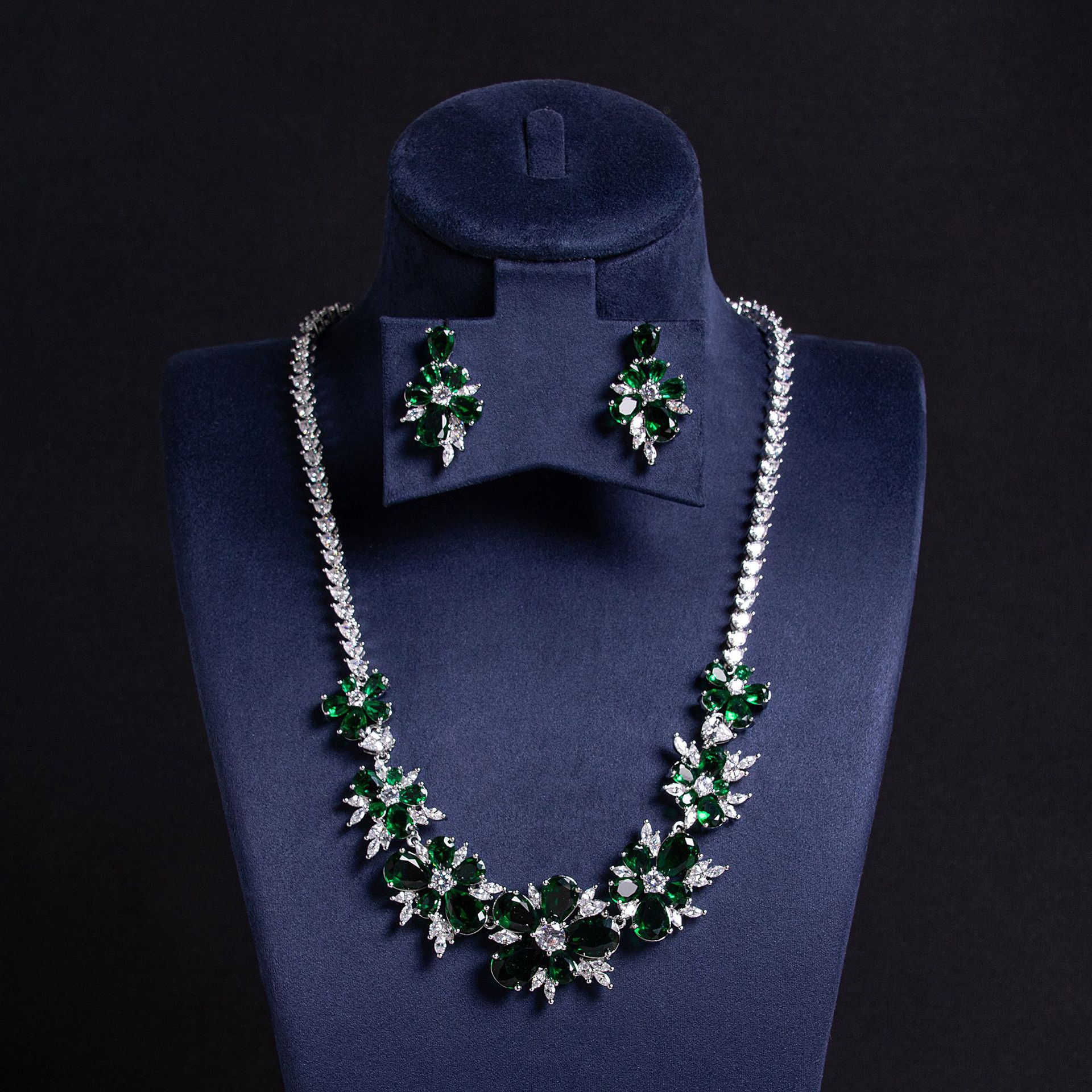 New elegant floral jewelry set