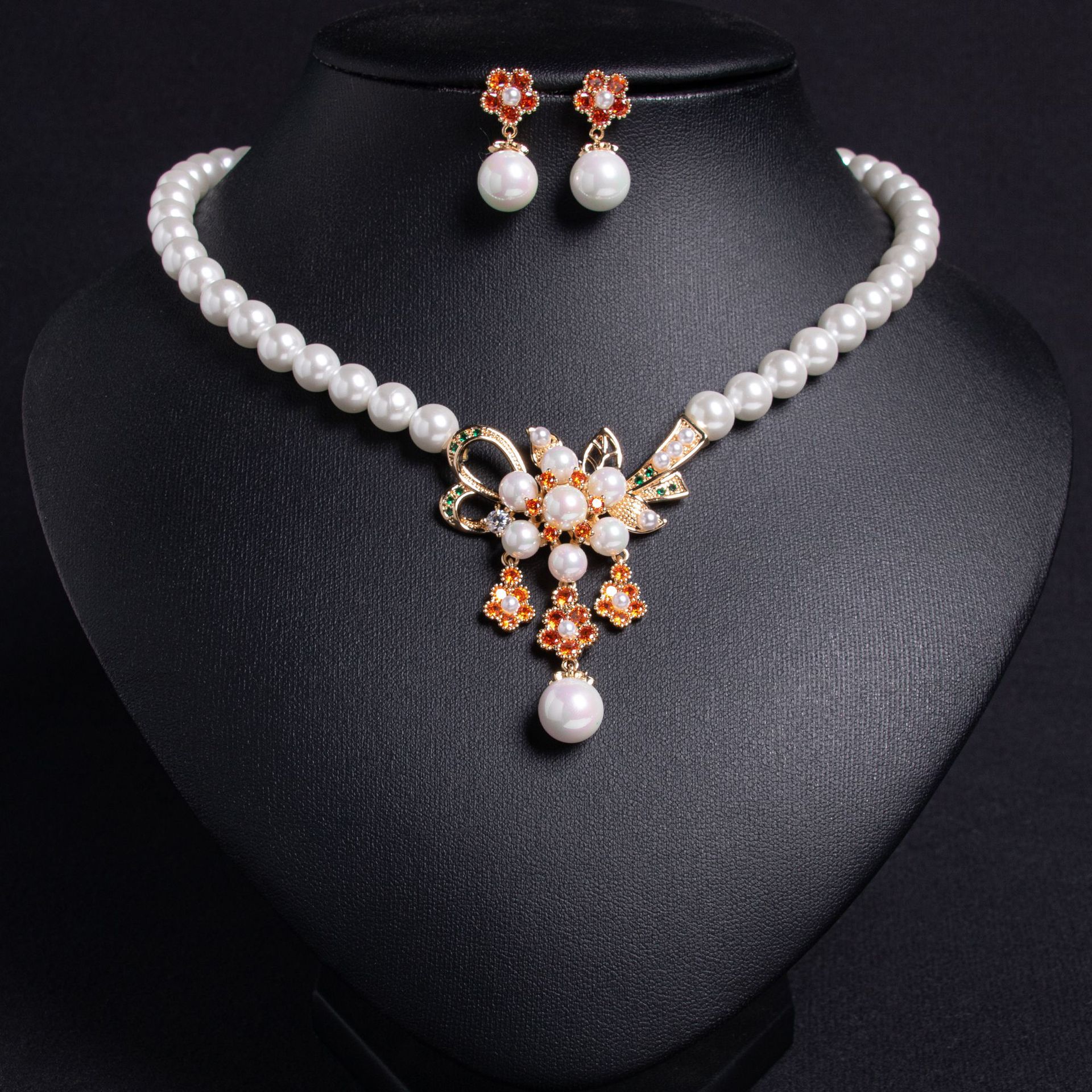 Elegant Pearl Necklace and Earring Set
