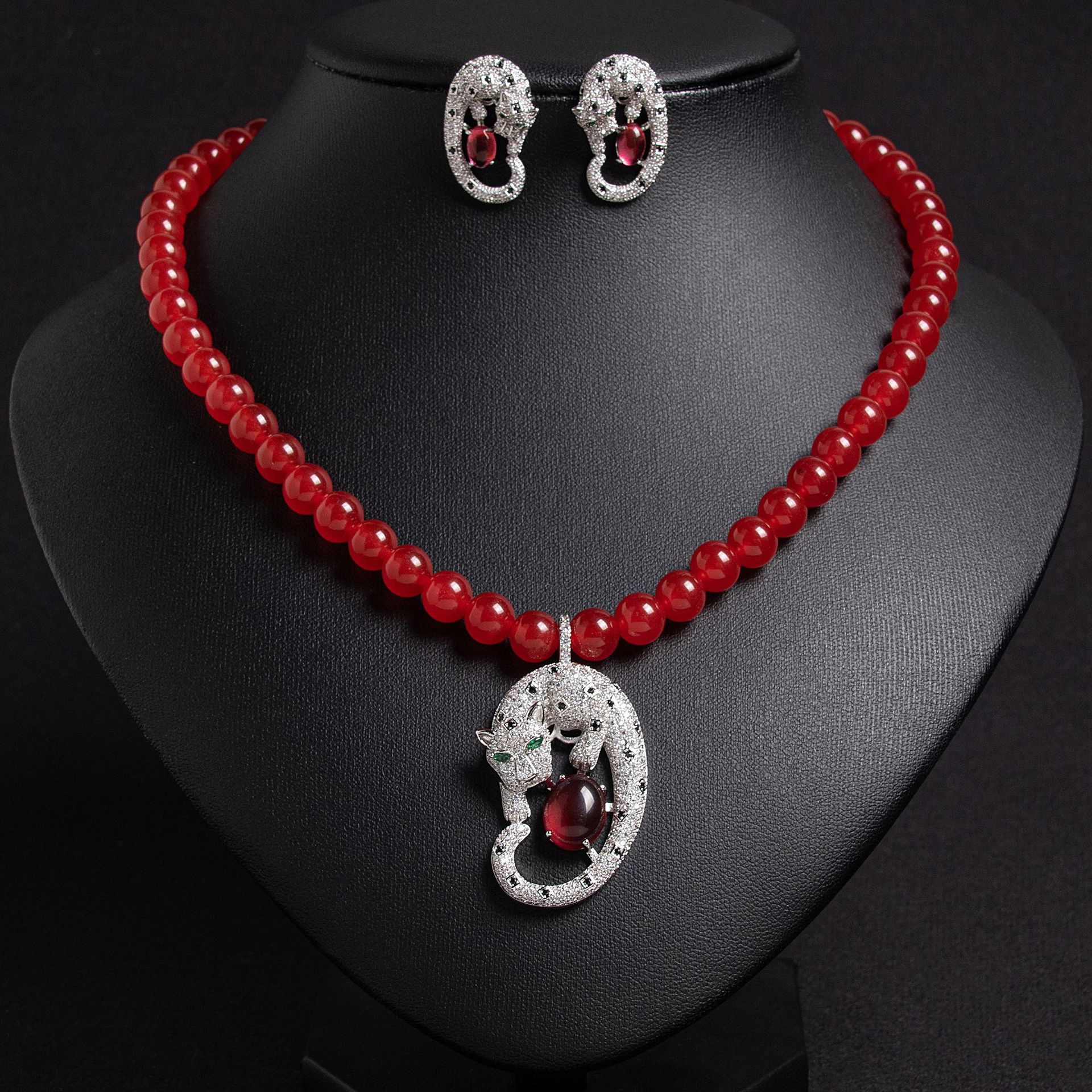 Zircon jewelry set