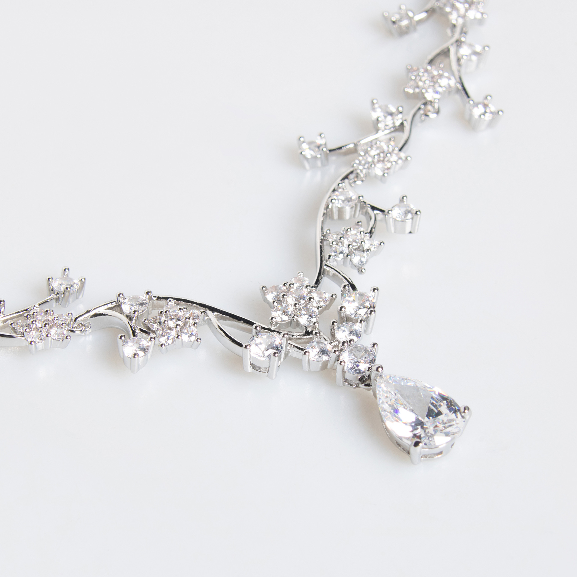 New Flower Branch Zircon Jewelry Set