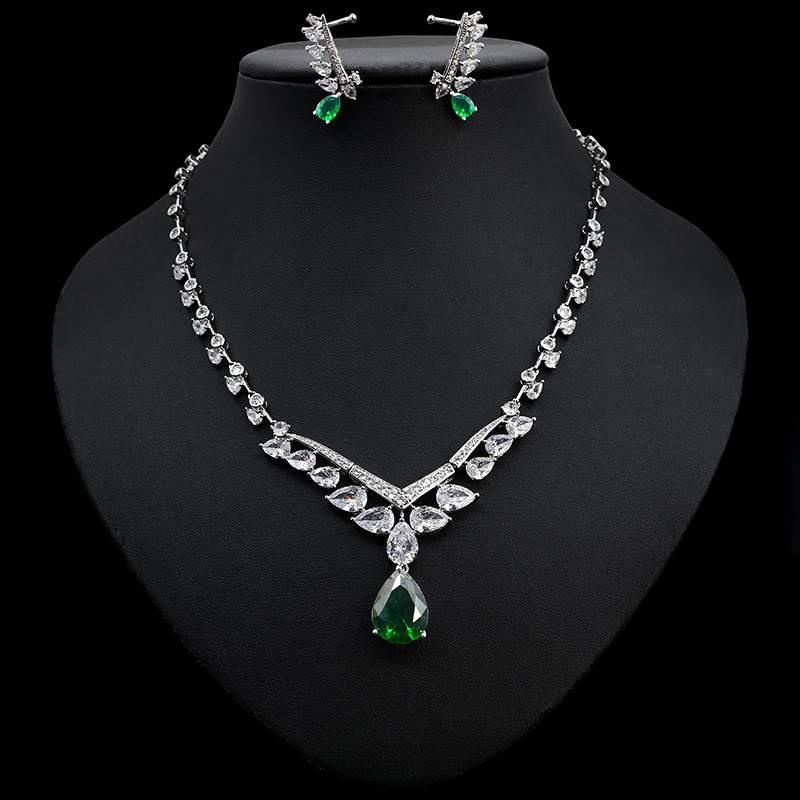 New elegant zircon jewelry set
