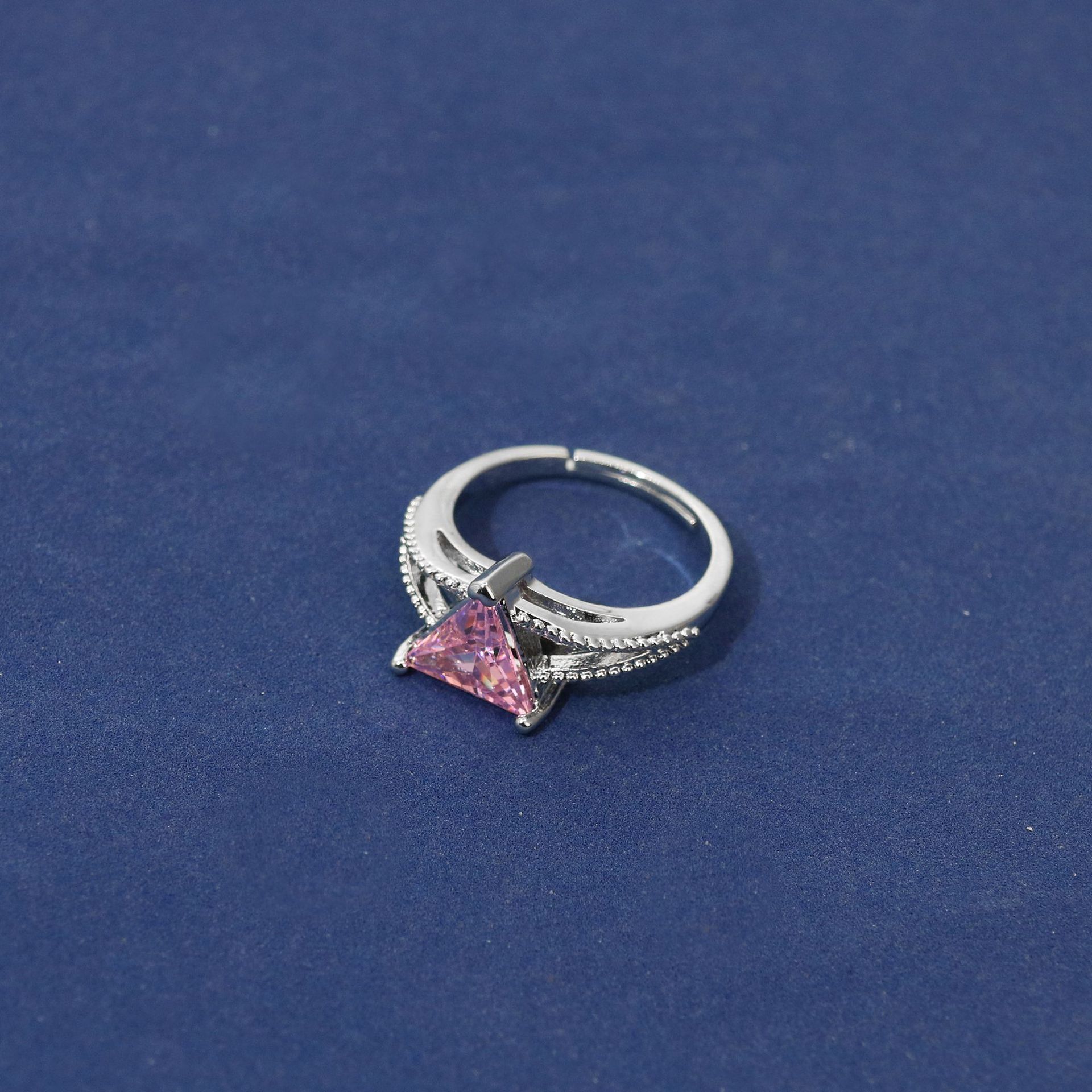 New high quality creative zircon ring