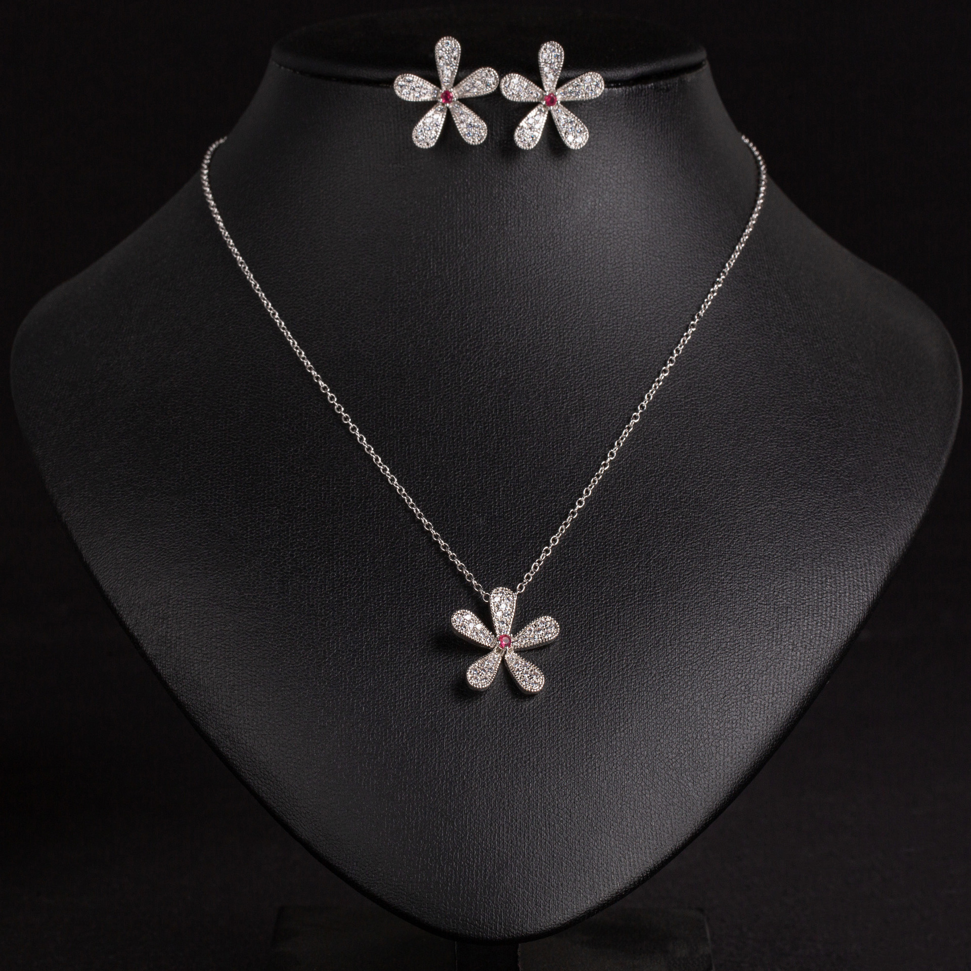 New simple small flower jewelry set