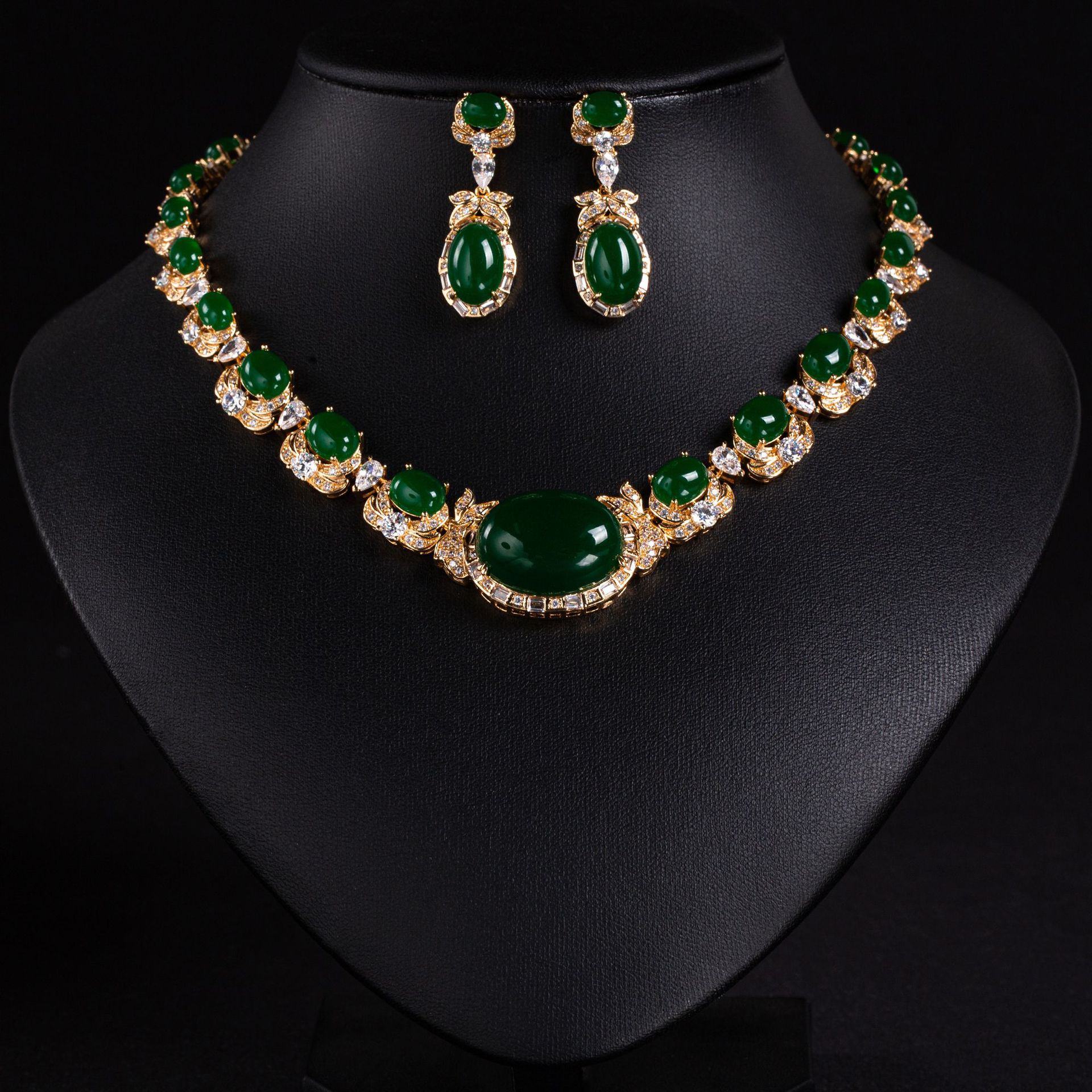 Zircon jewelry set
