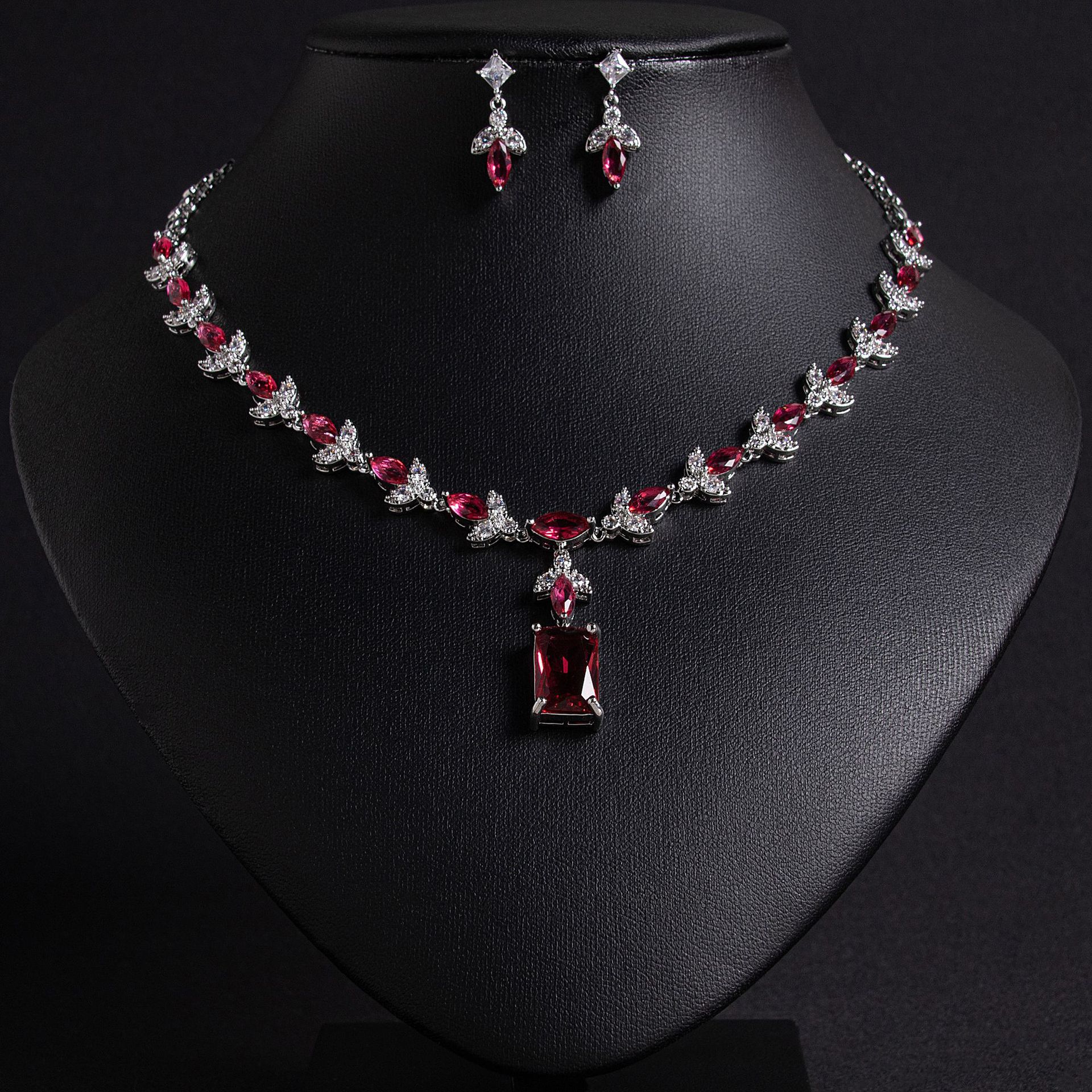 Zircon jewelry set