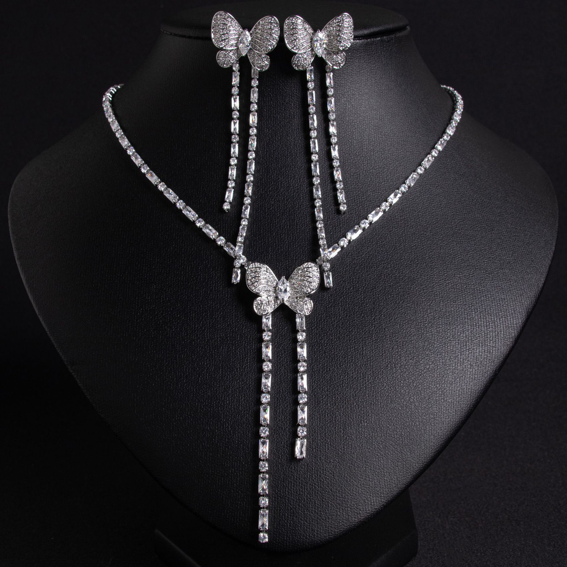 Zircon jewelry set