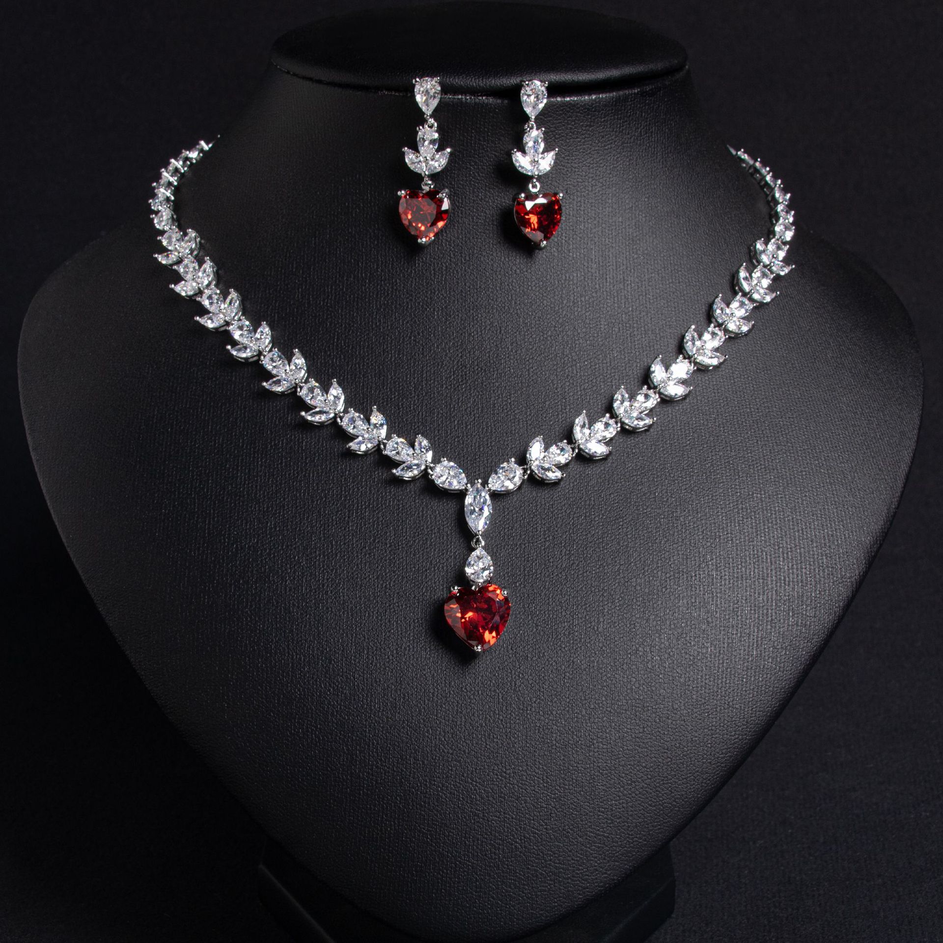Zircon jewelry set