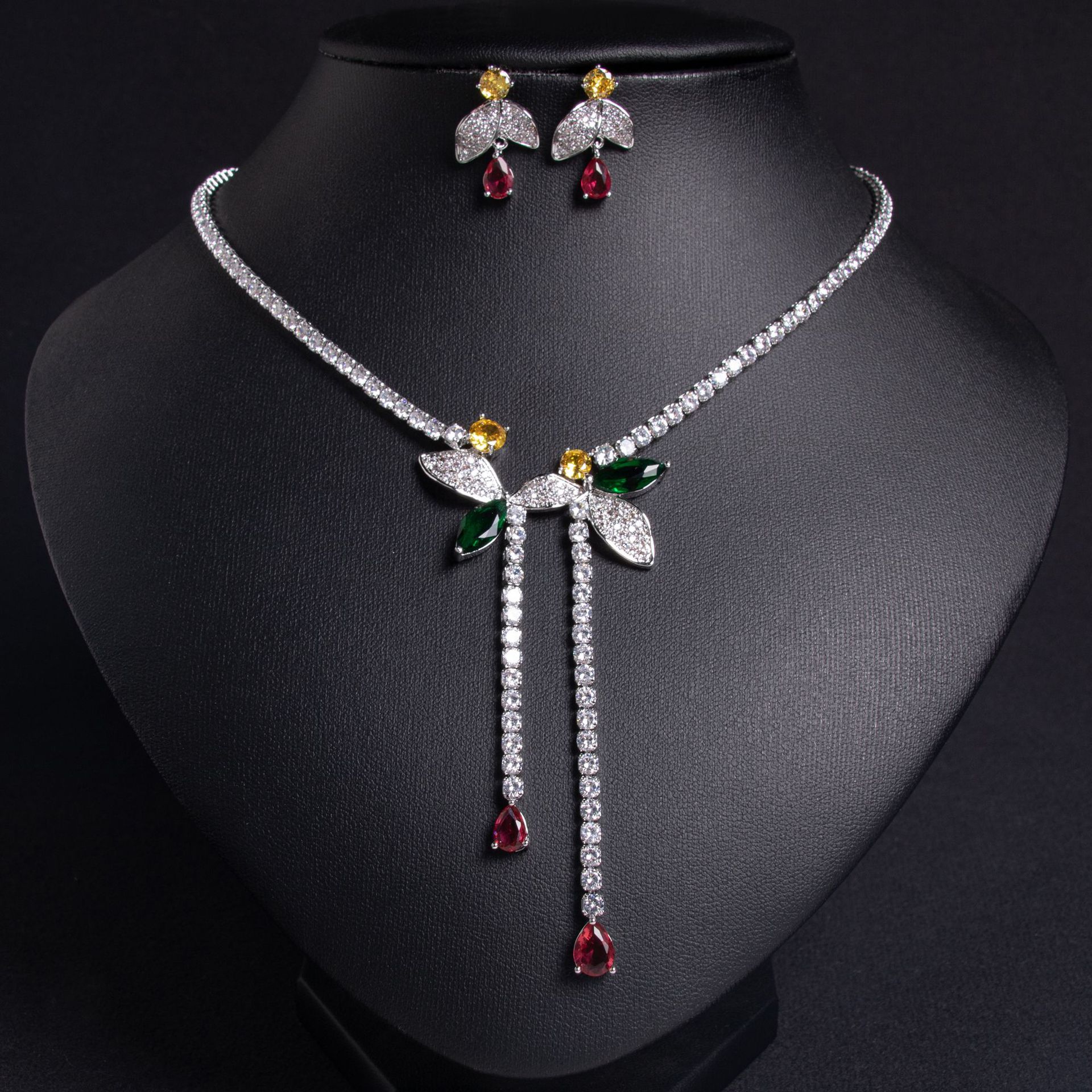 Elegant Crystal Necklace and Earring Set