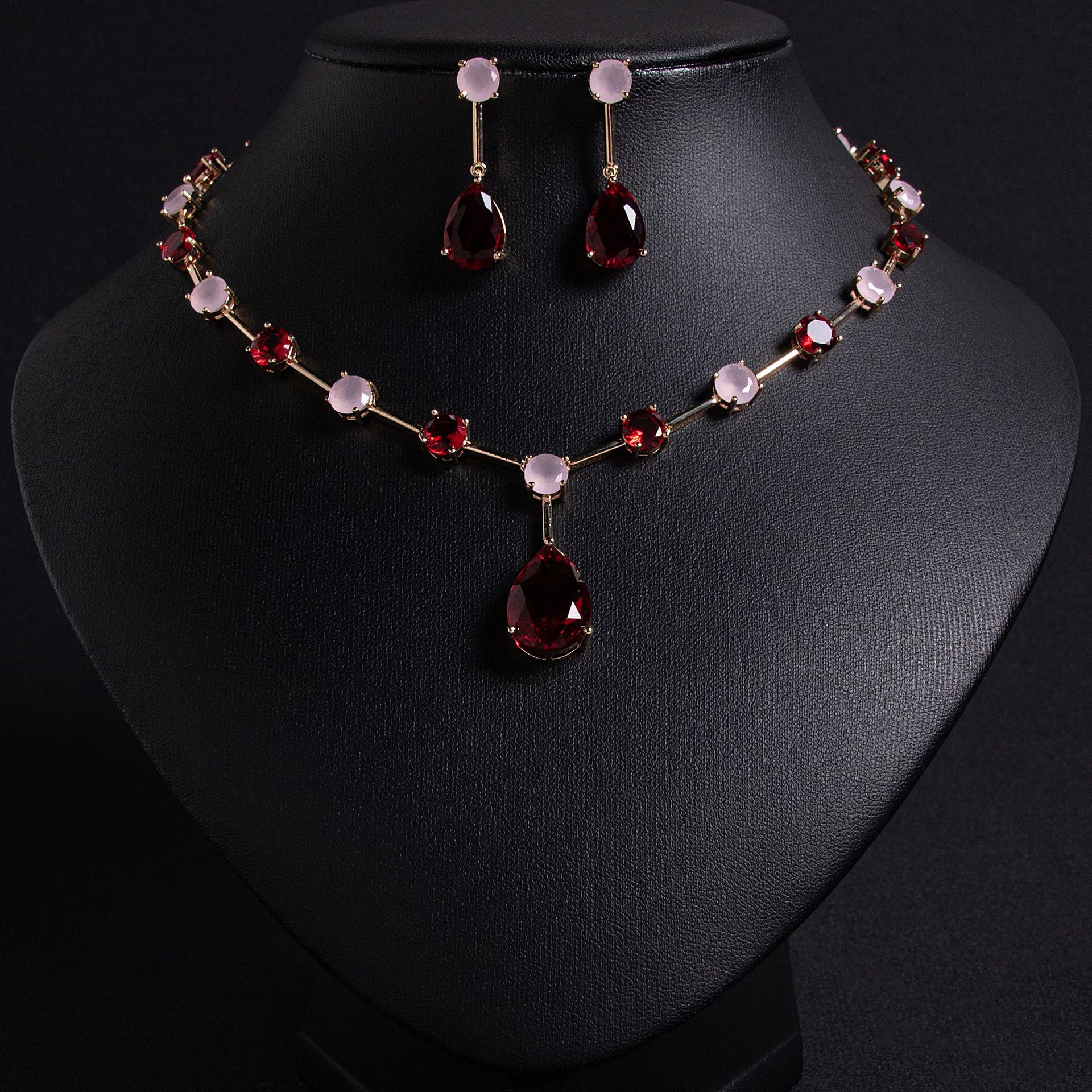 Zircon jewelry set