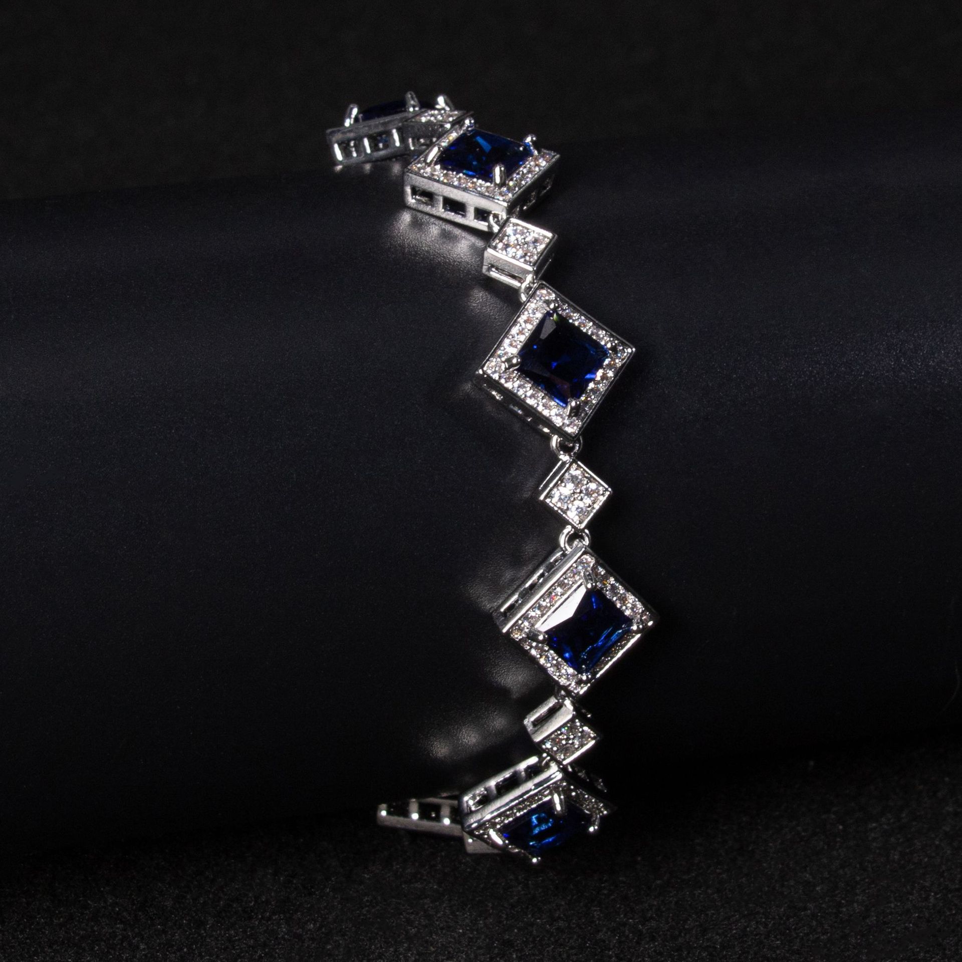 New affordable high quality zircon bracelet