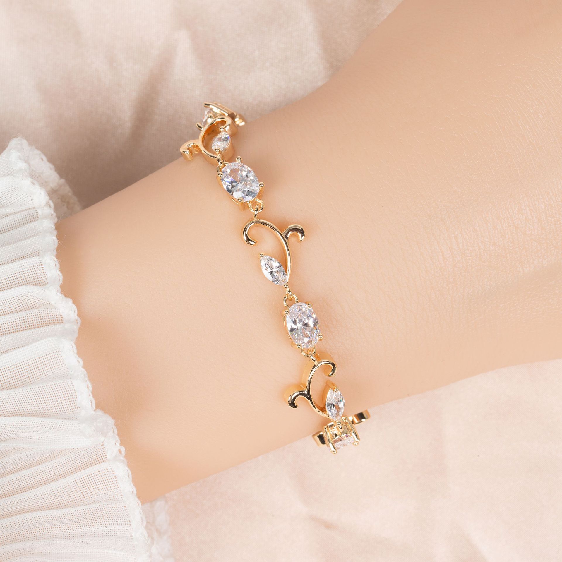New rattan zircon bracelet