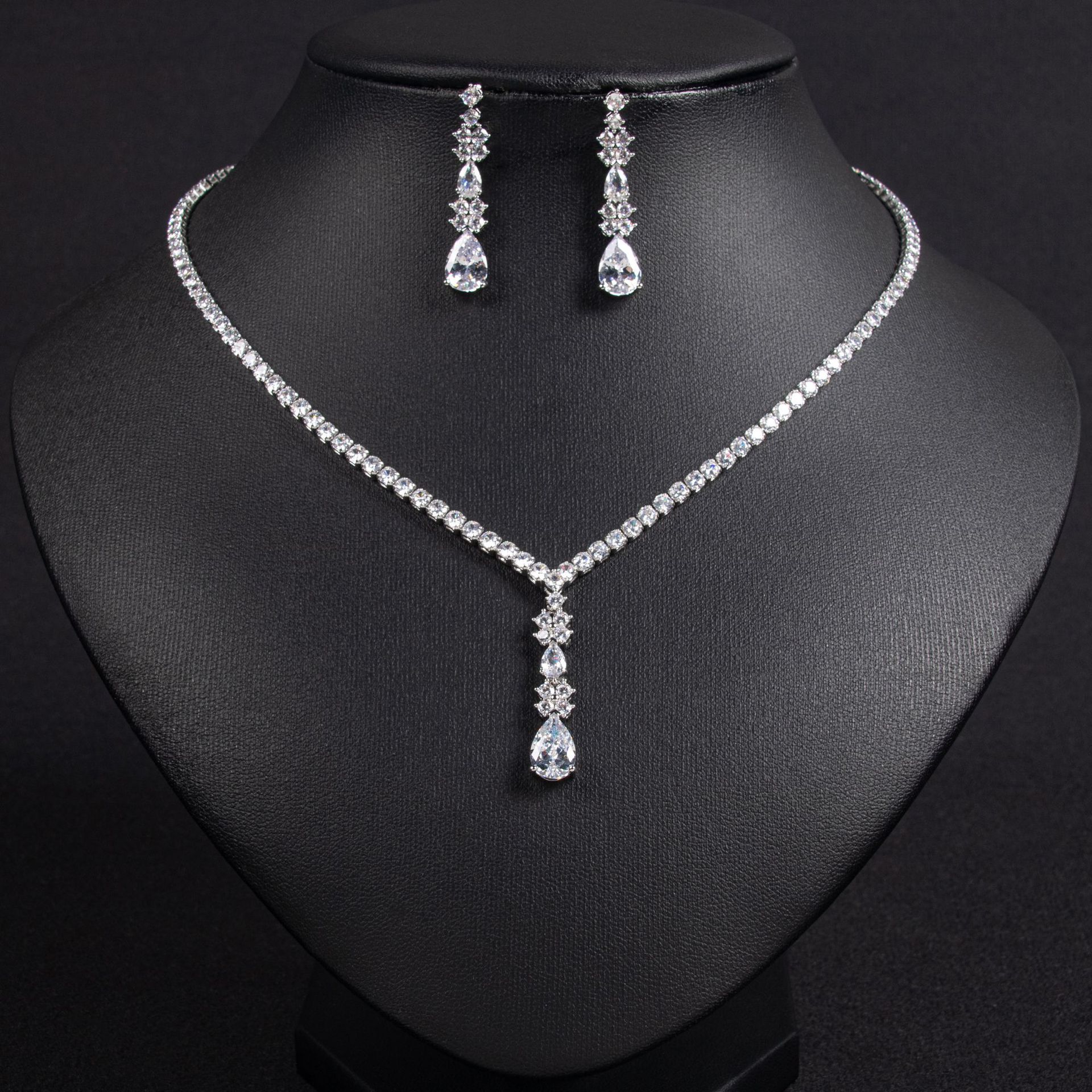 New simple zircon jewelry set