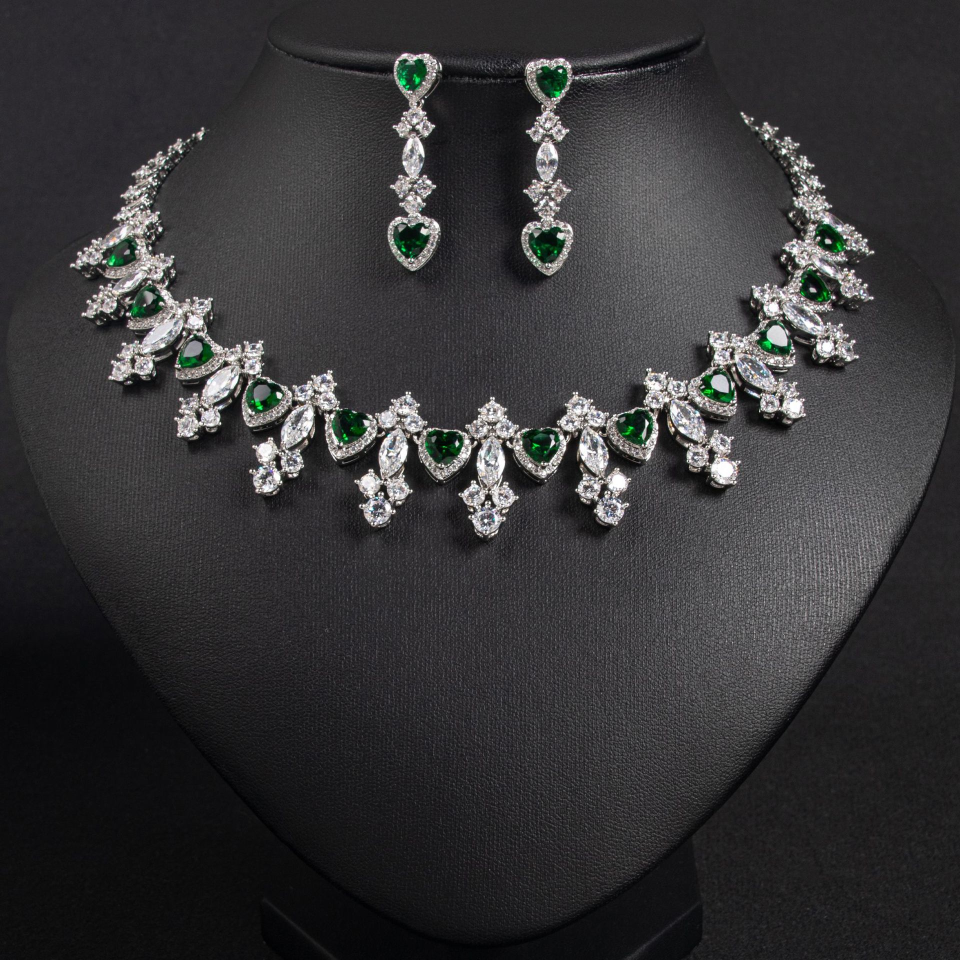 New Creative Heart-Style Zircon Necklace and Earring Set