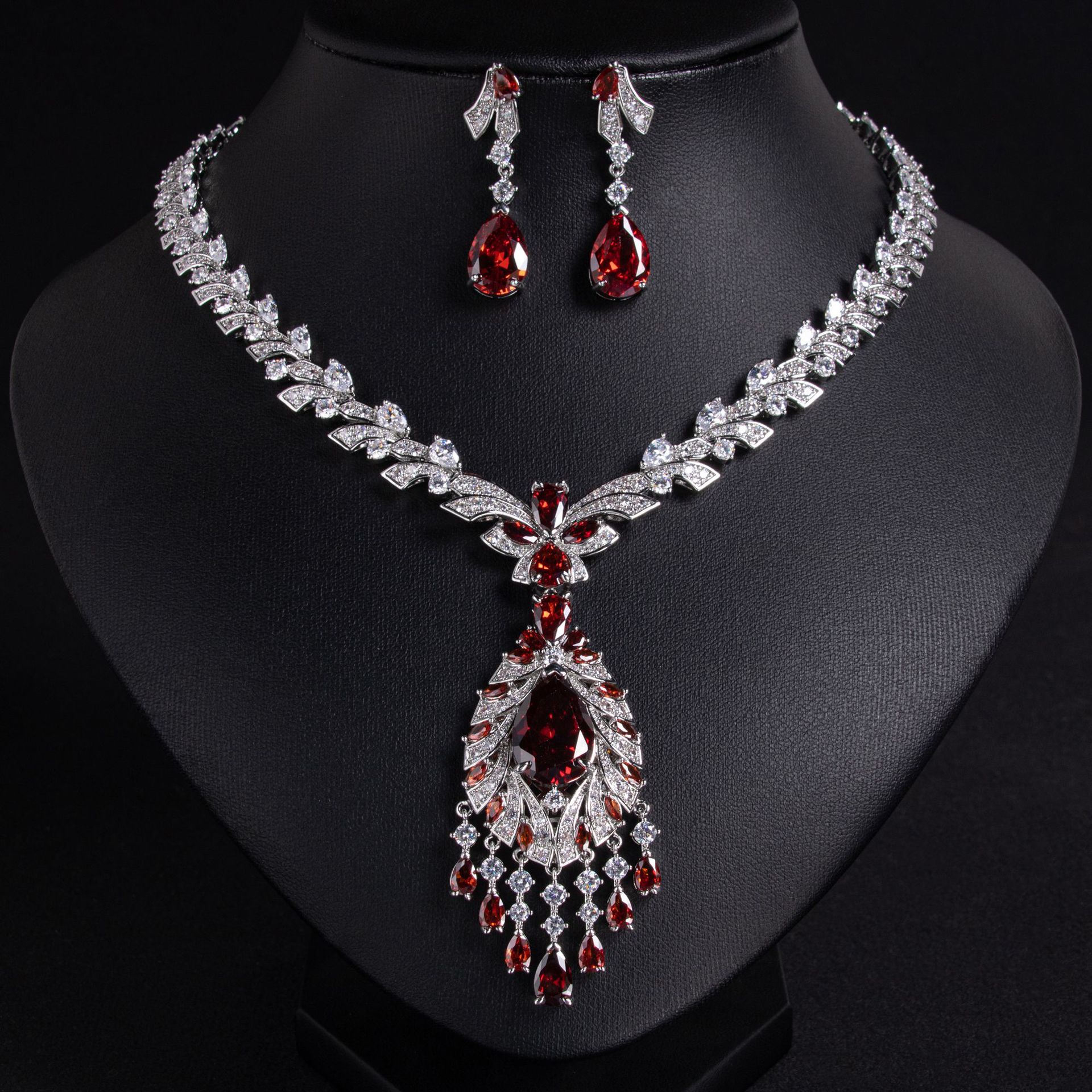 Elegant Ruby and Diamond Necklace Set