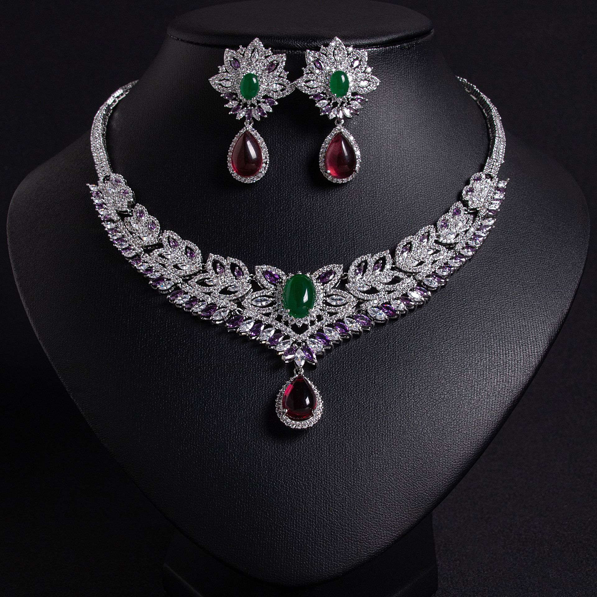 Zircon jewelry set
