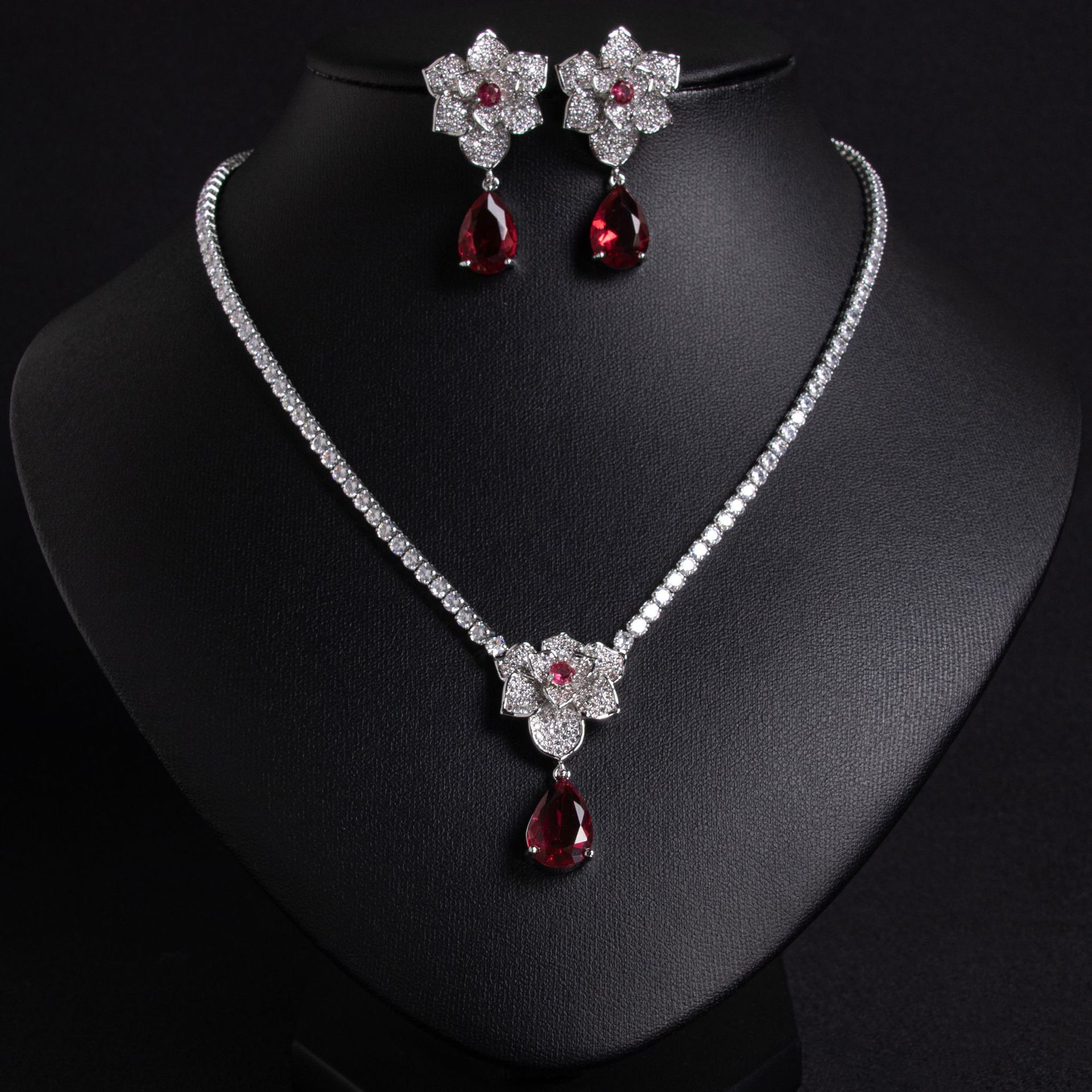 Zircon jewelry set