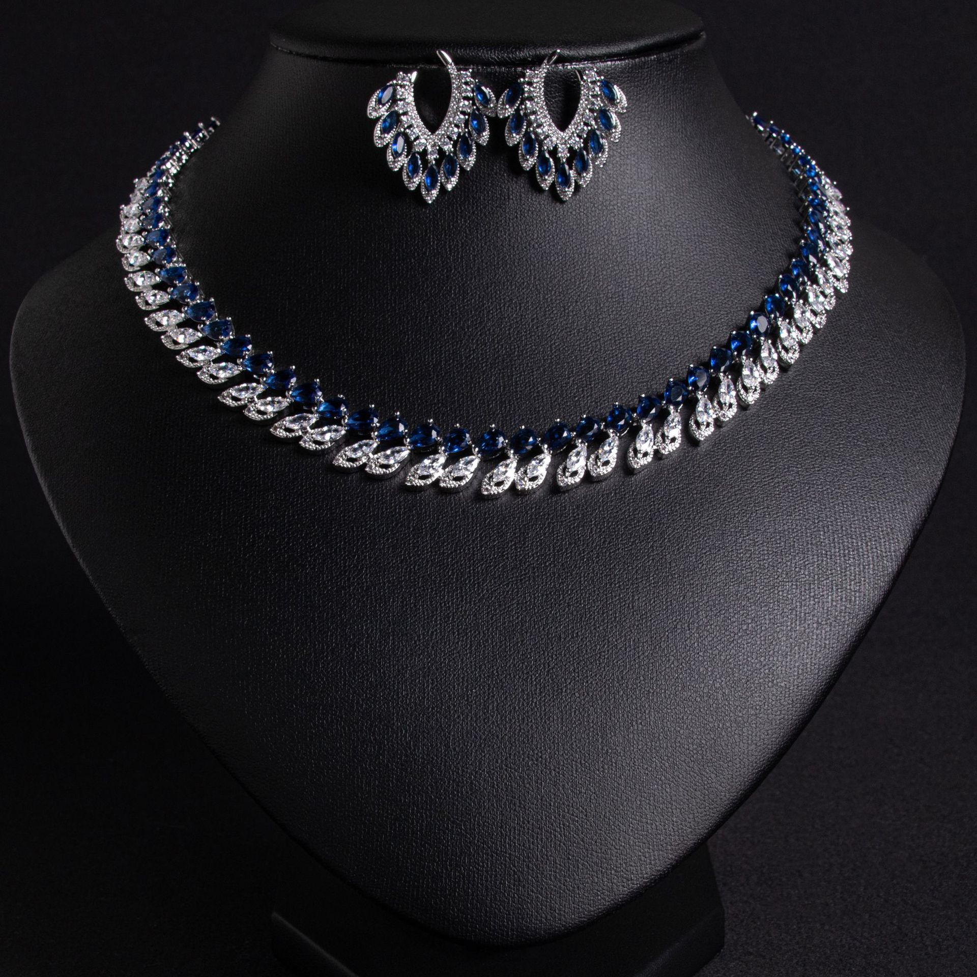 Zircon jewelry set