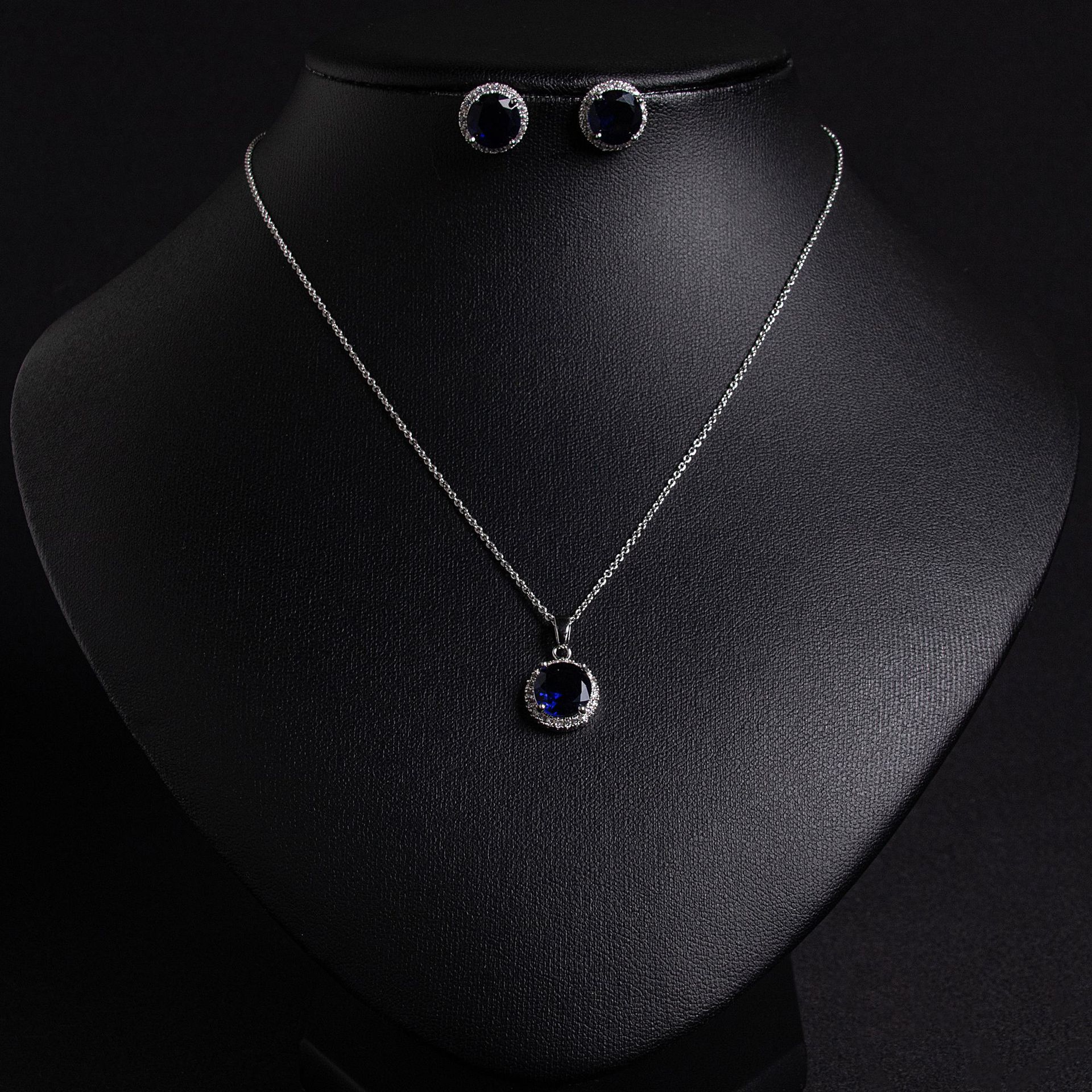 Zircon jewelry set