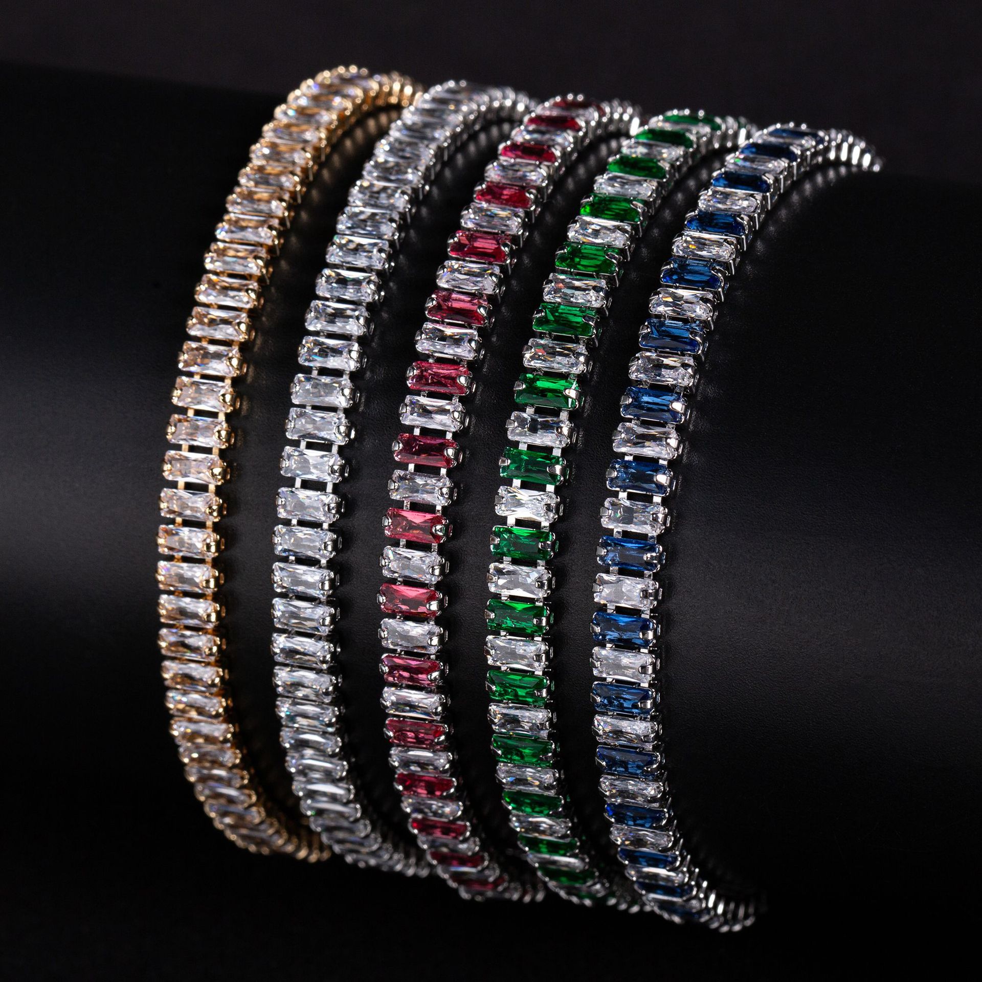 New simple zircon bracelet
