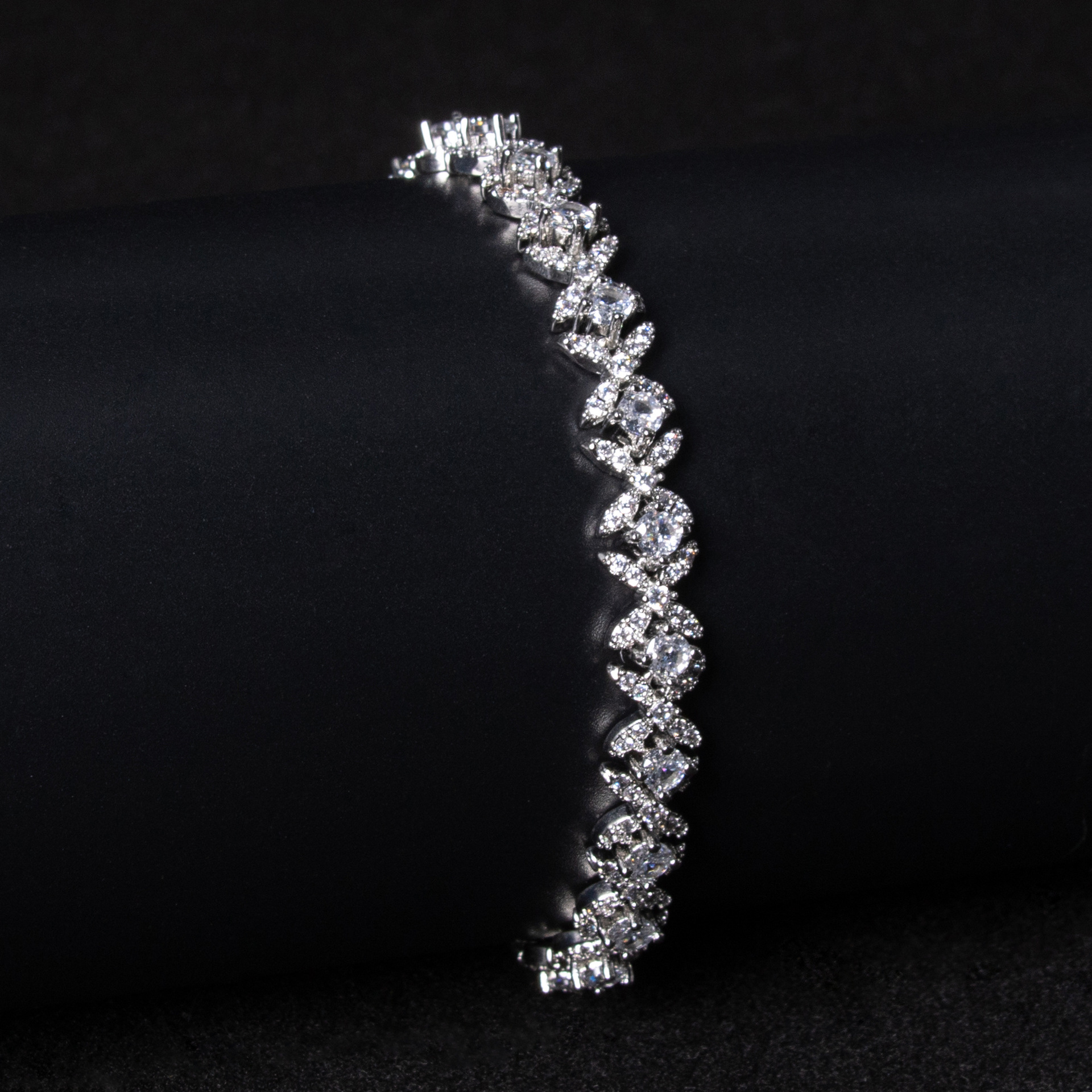 New Shiny Zircon Bracelet