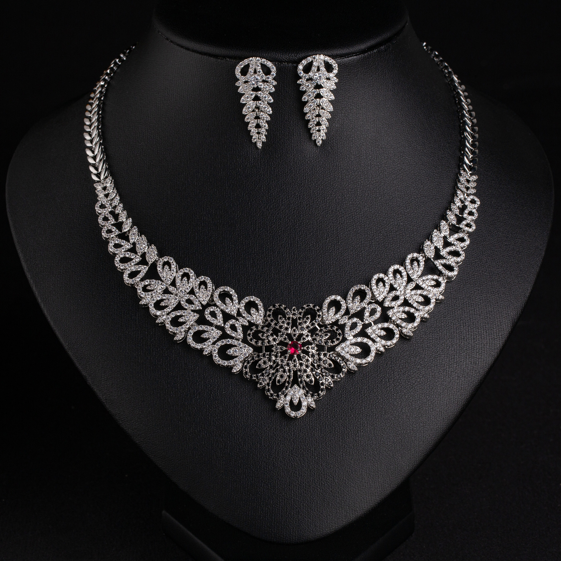Zircon jewelry set