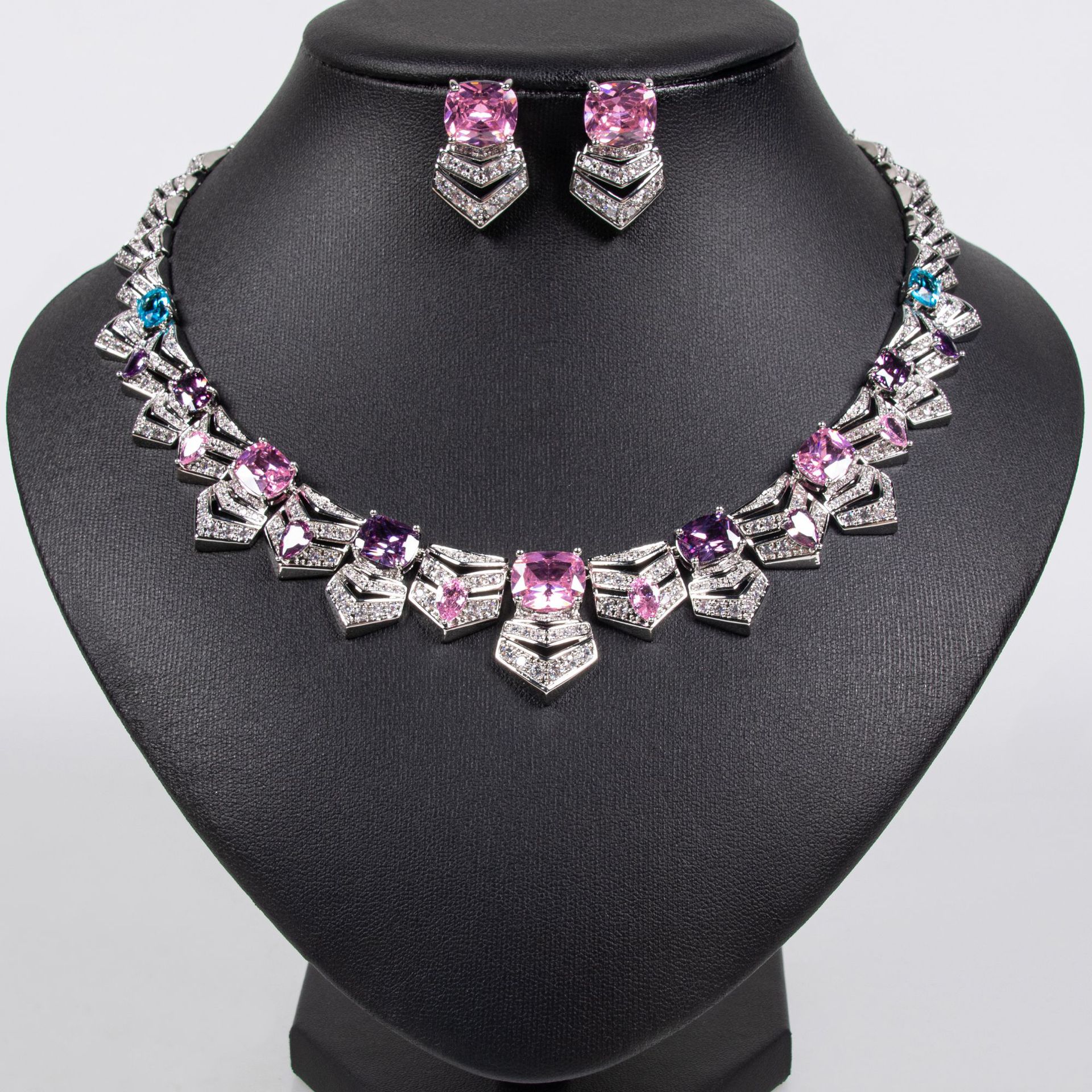New zircon jewelry sets suitable for weddings
