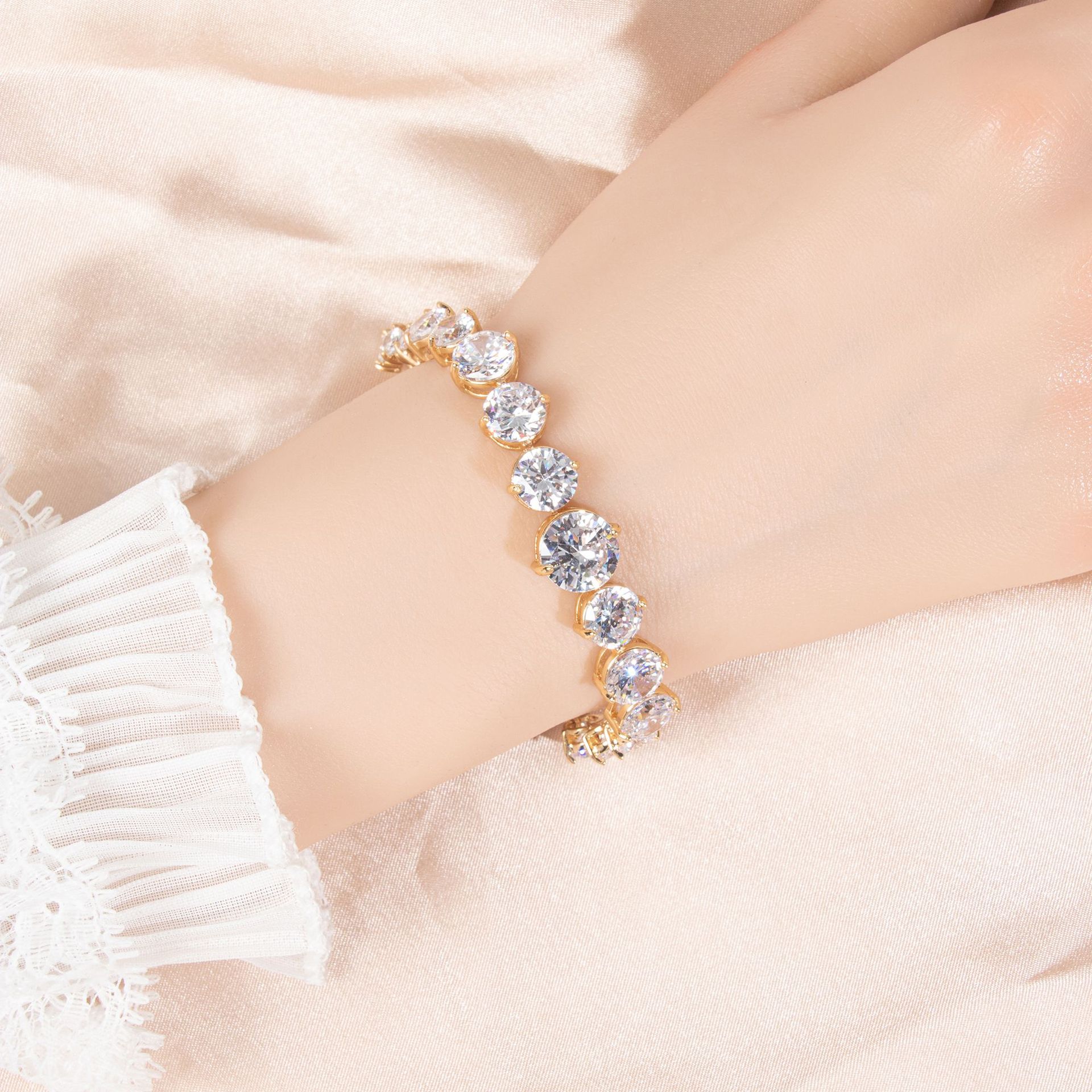 New high quality shiny zircon bracelet