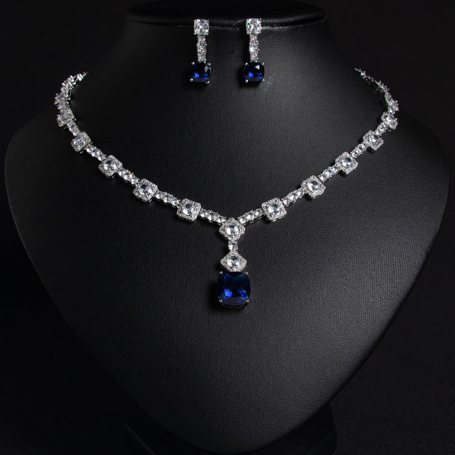 New and fashionable zircon jewelry sets