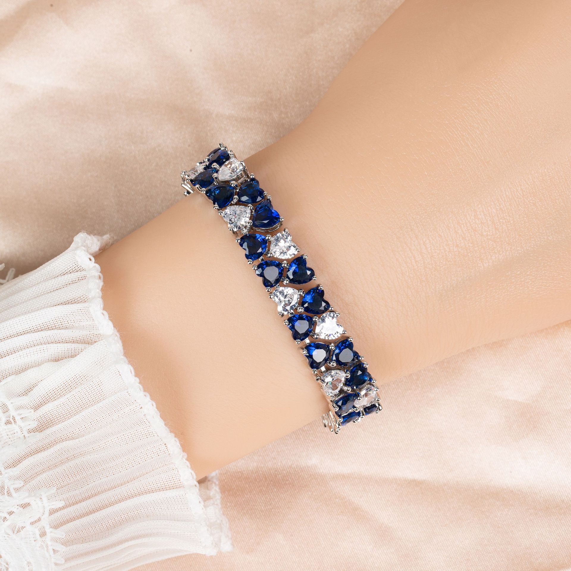 New high quality zircon bracelet