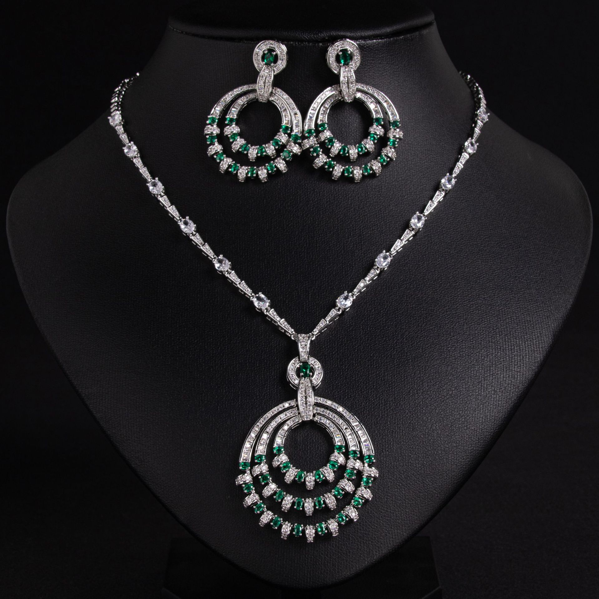Zircon jewelry set