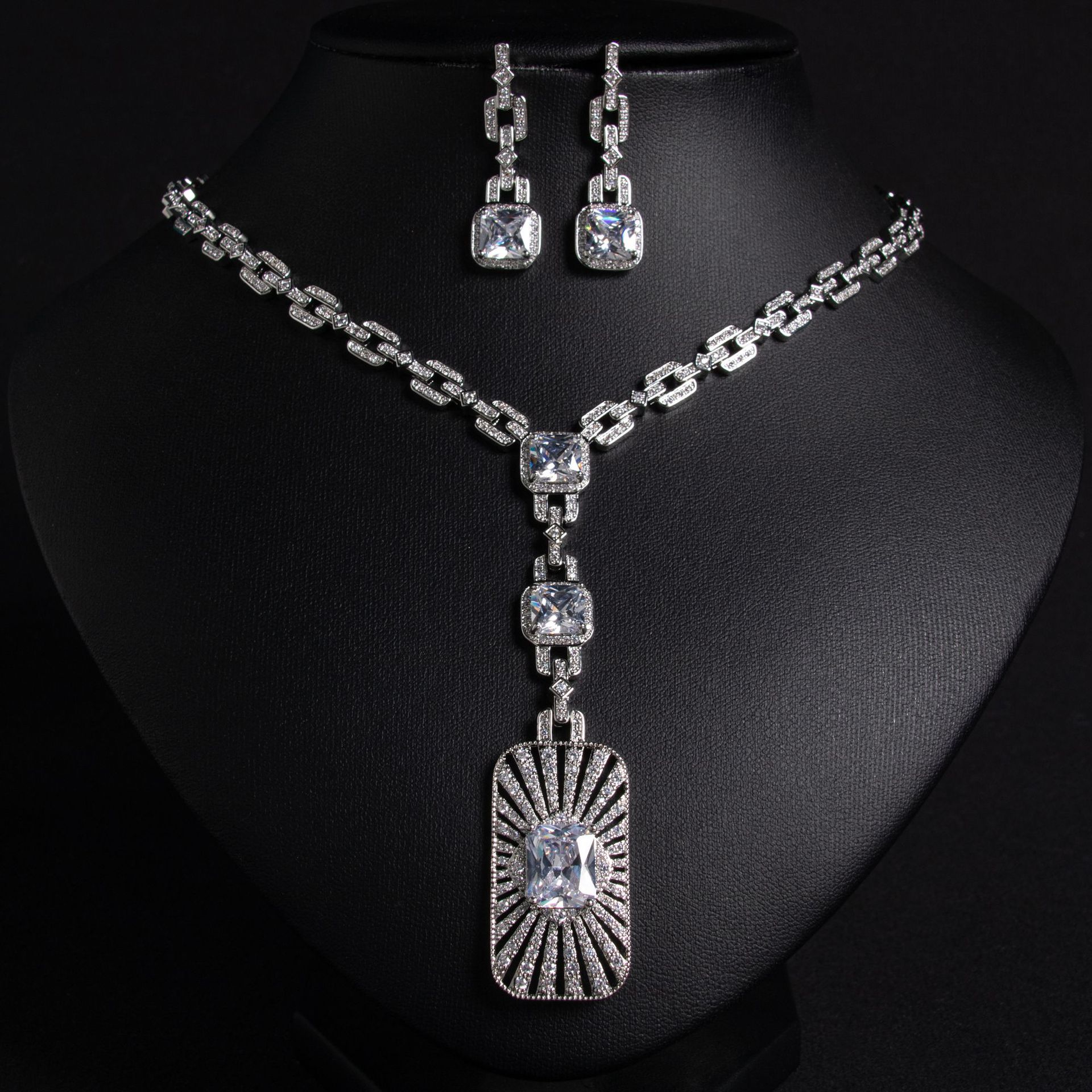 Zircon jewelry set