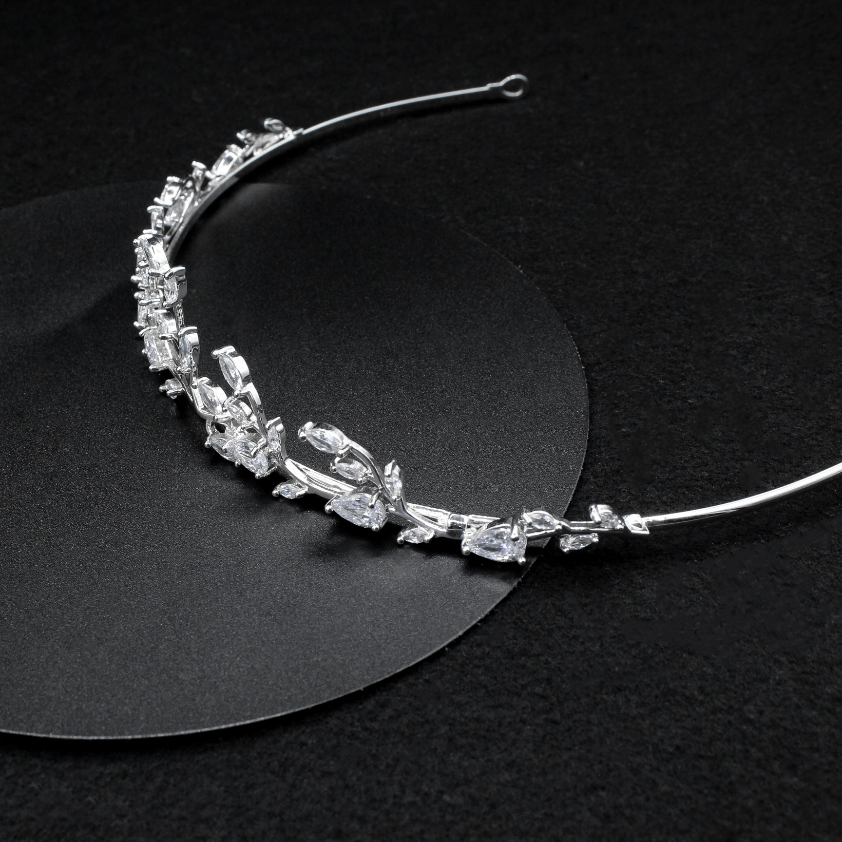 New high quality creative branch crown