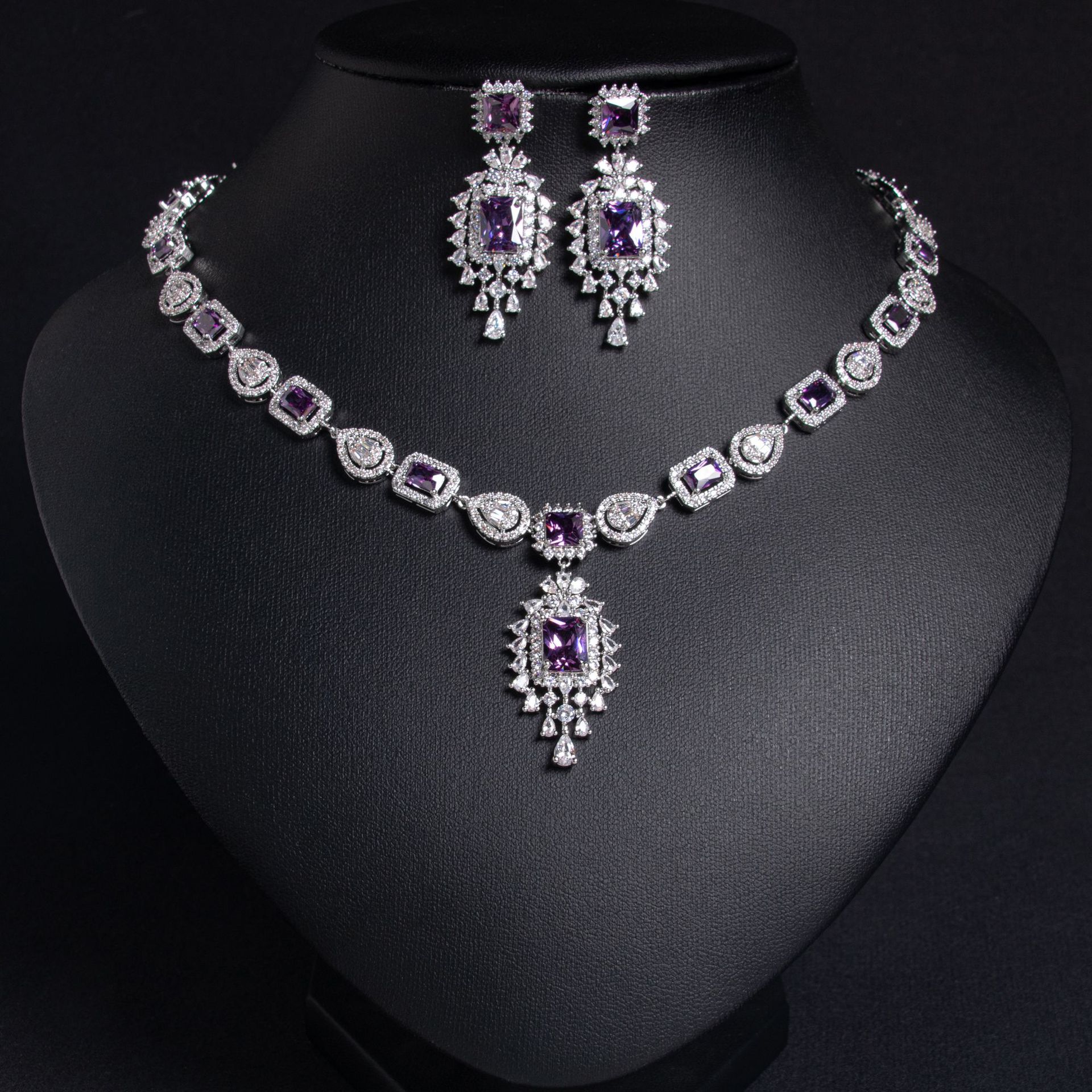 Zircon jewelry set