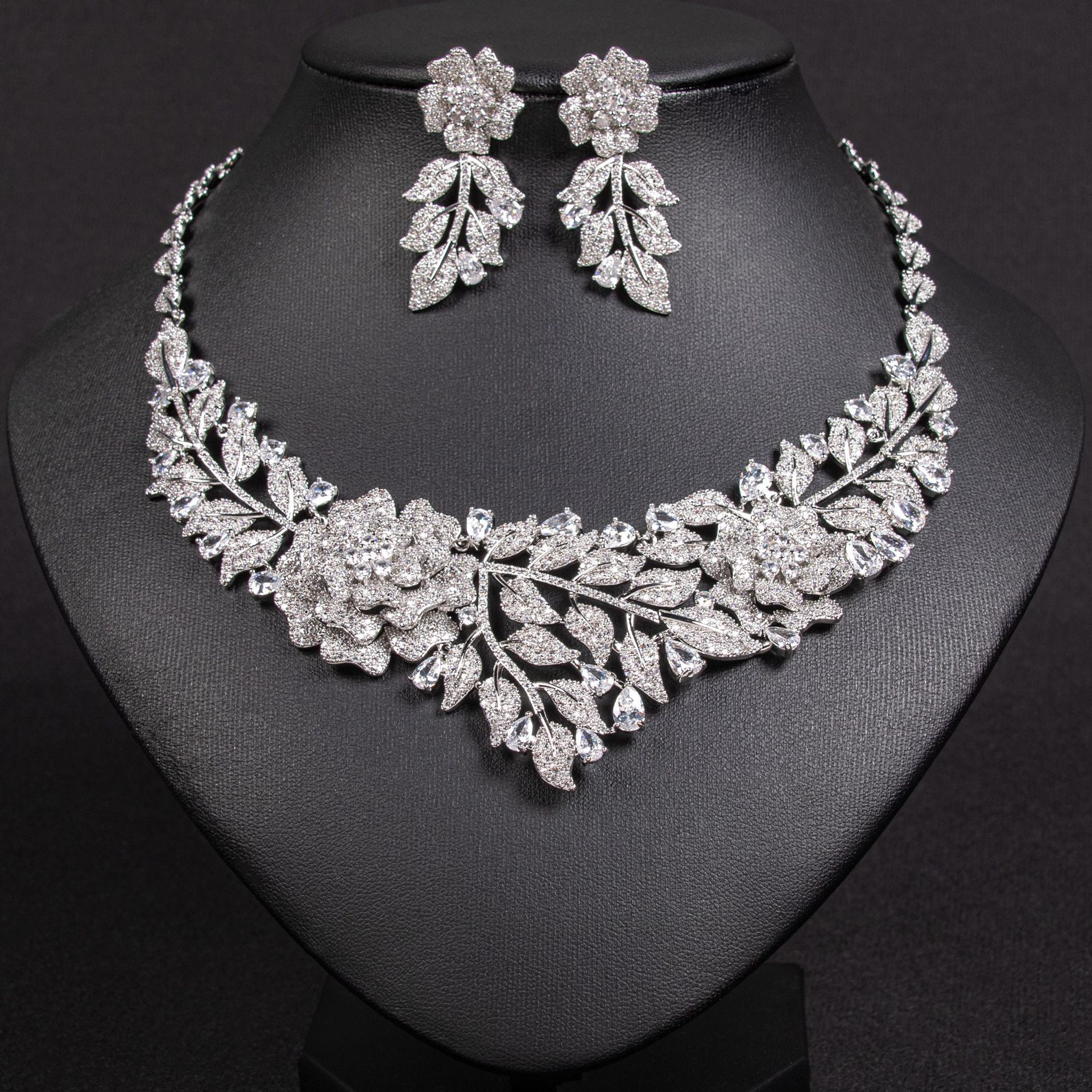 New Flower Leaf Zircon Jewelry Set