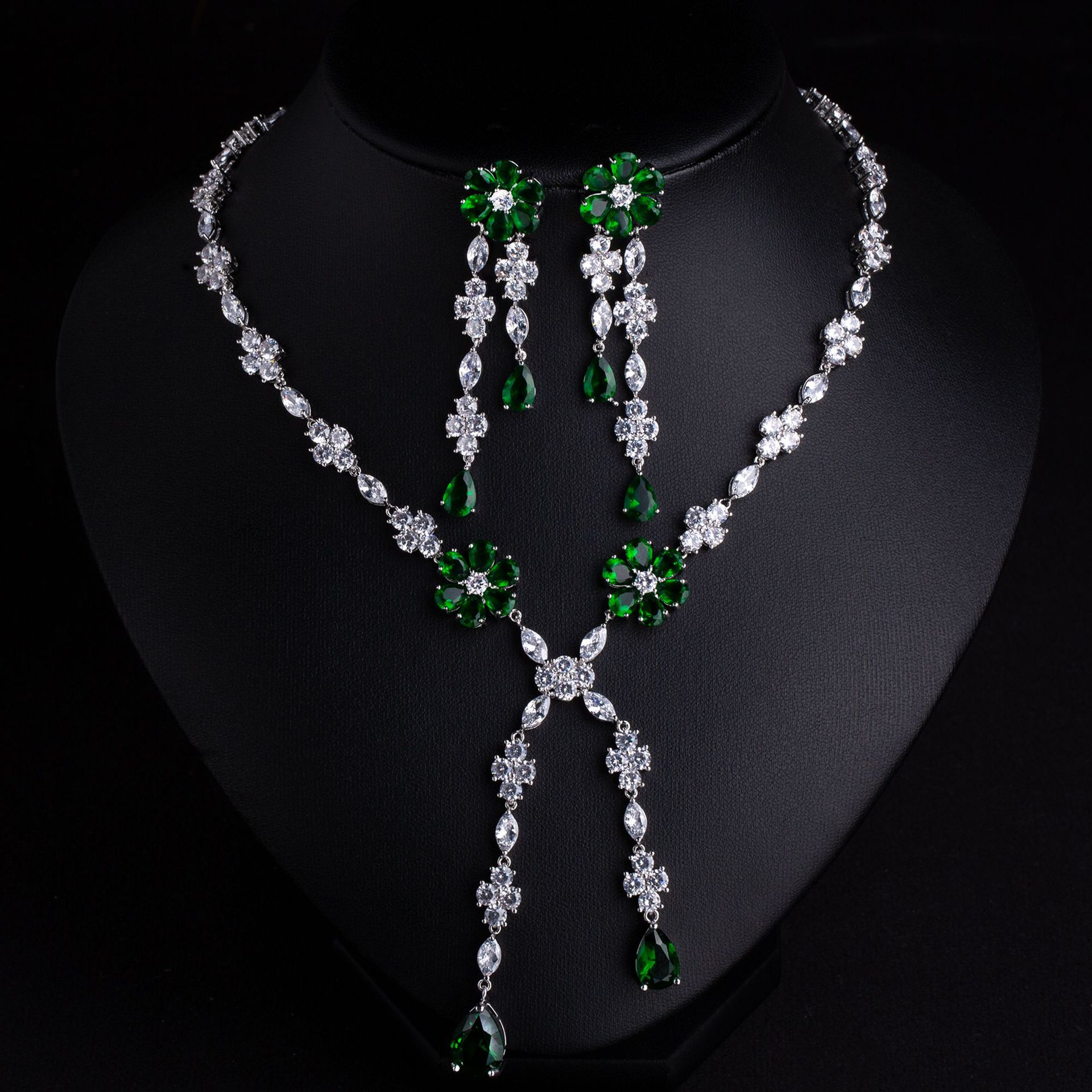 Zircon jewelry set
